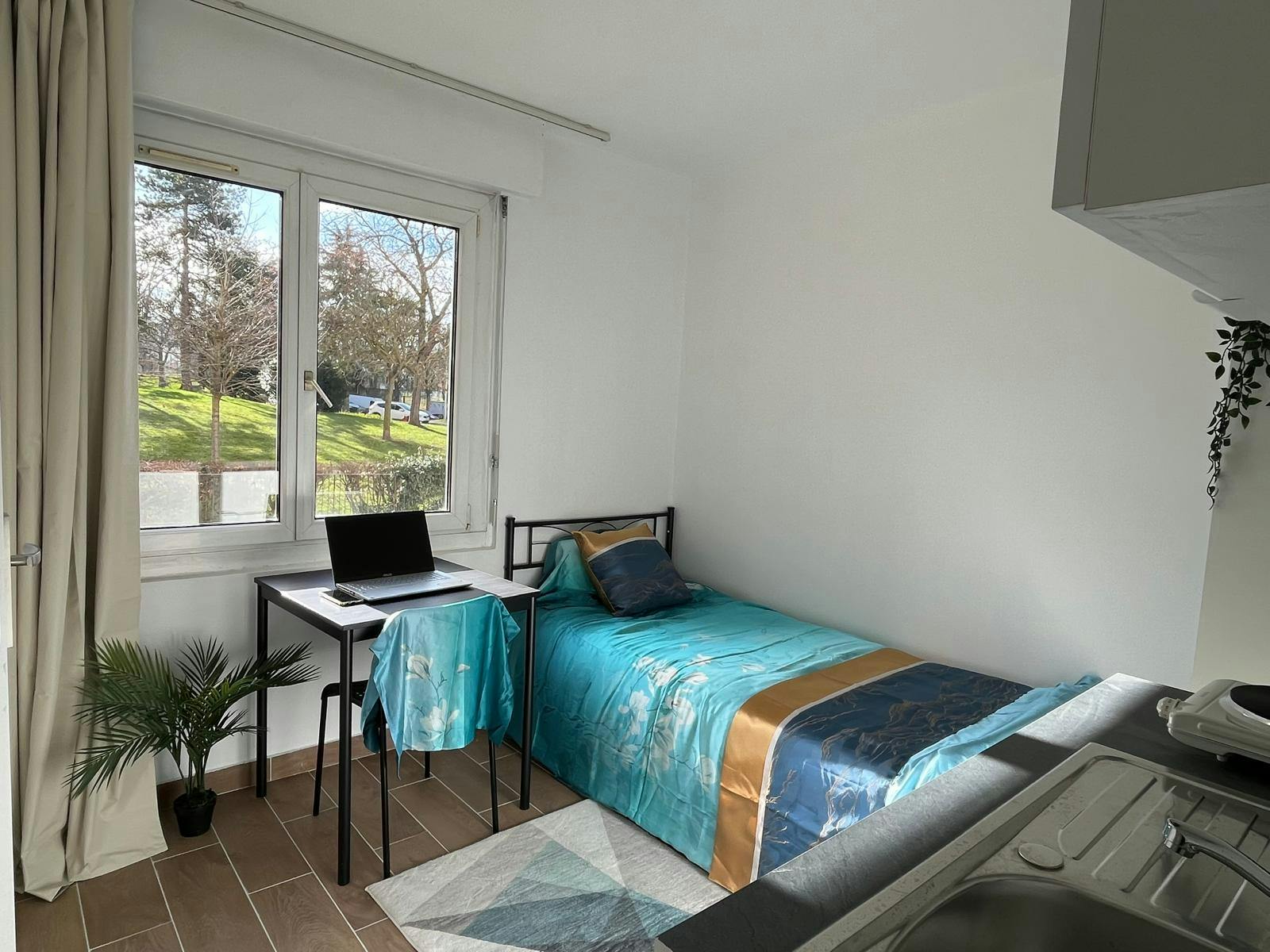 Студія за оренду для 685 EUR на місяць у Créteil, Avenue Georges Duhamel