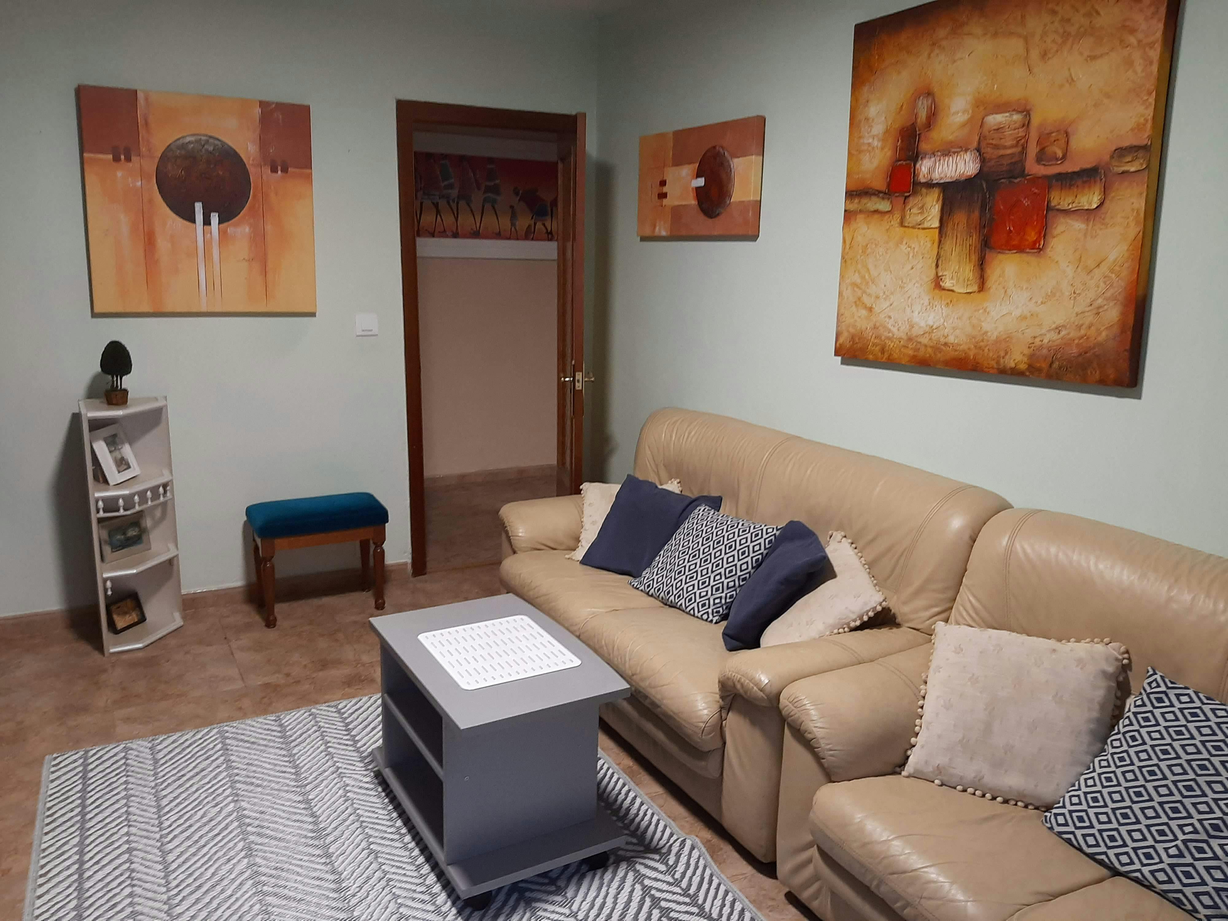 Apartment for rent for €700 per month in Gijón, Calle Fernando Morán Lavandera