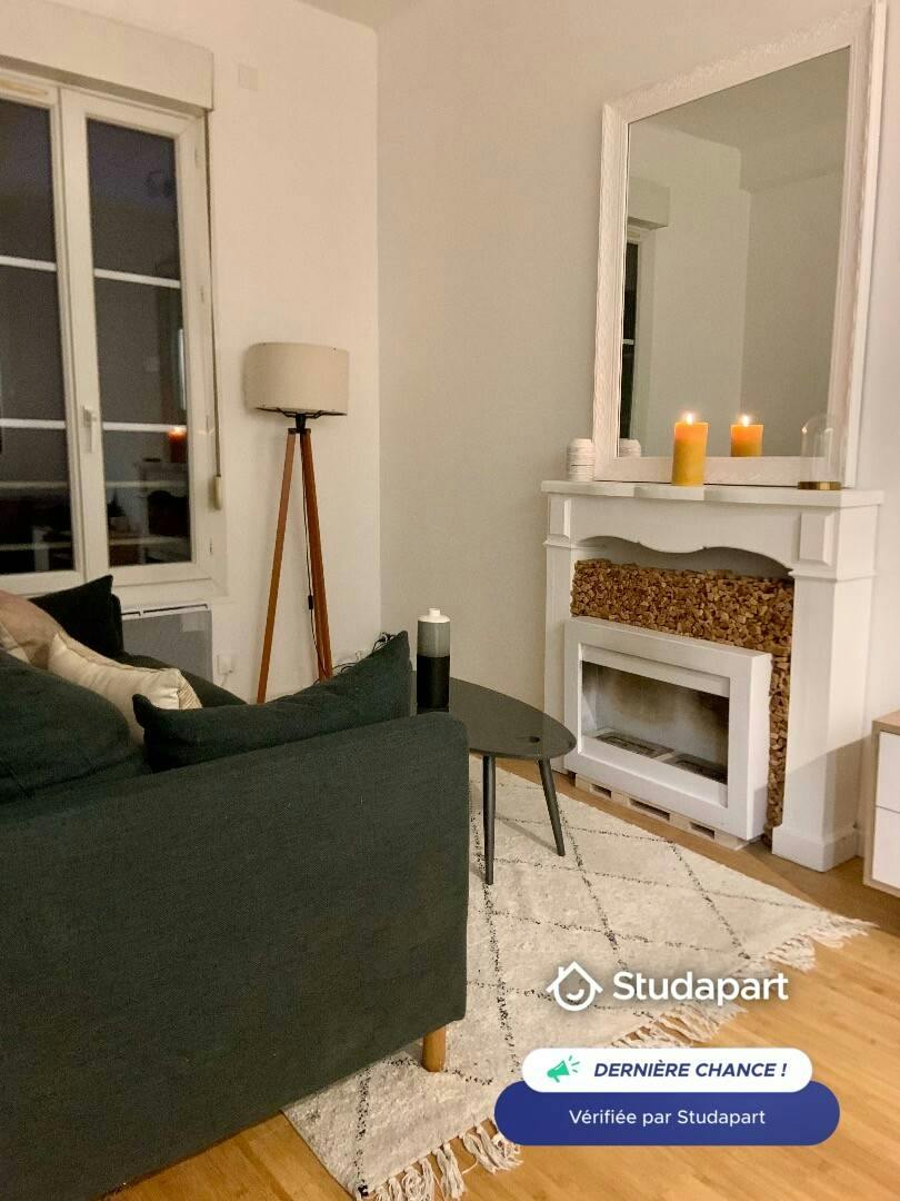 Apartment for rent for €980 per month in Le Vésinet, Route de Montesson