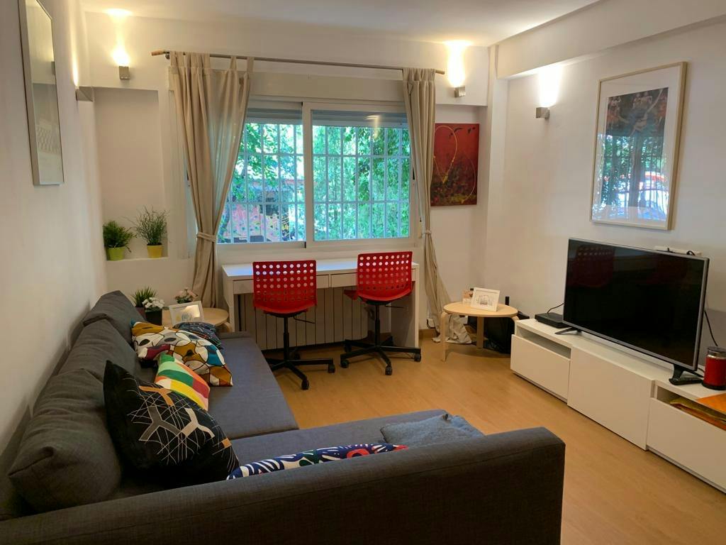 Apartment for rent for €1,700 per month in Alcorcón, Calle Cabo de San Vicente