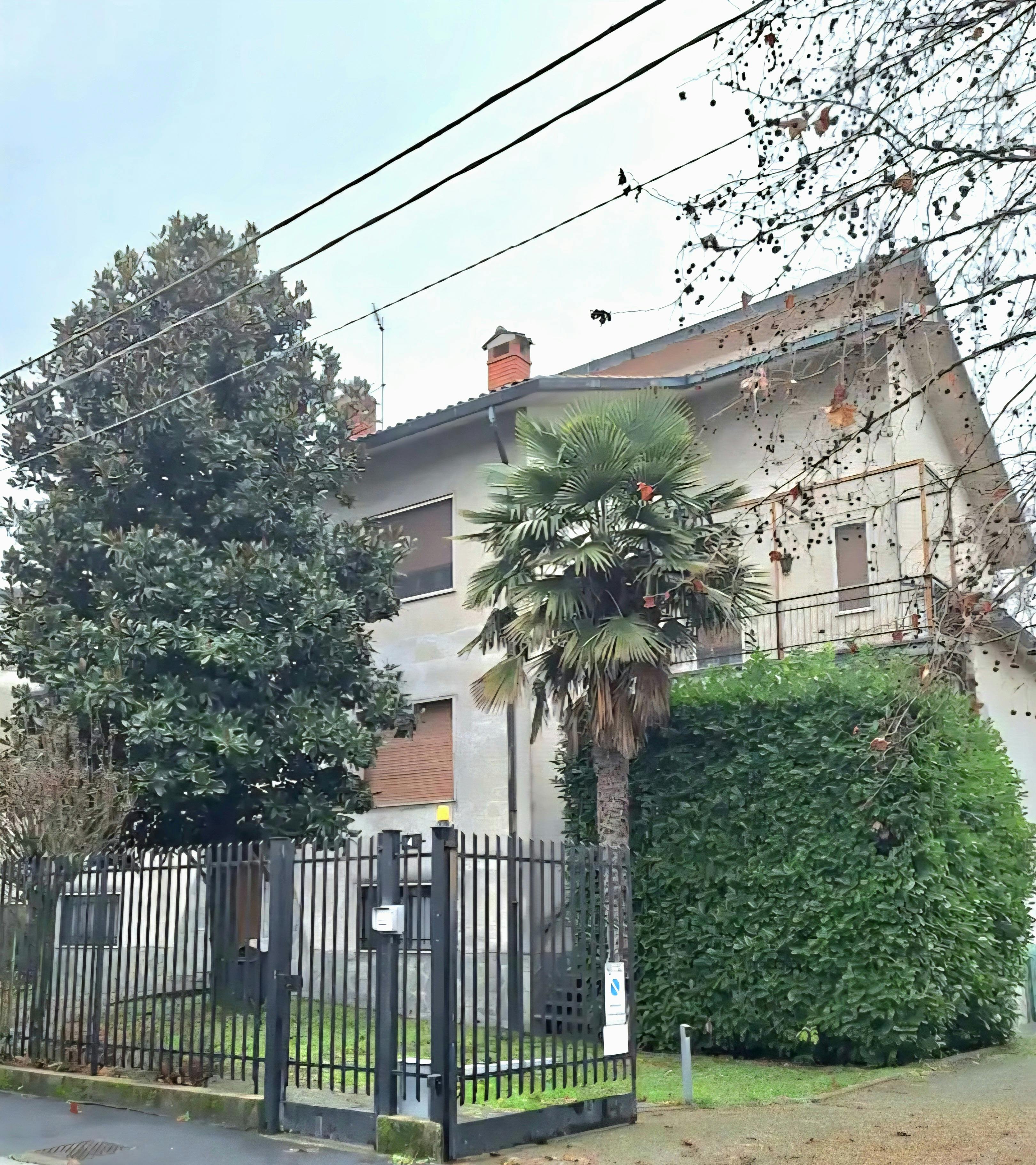 Apartment for rent for €2,500 per month in Sedriano, Via Michelangelo Buonarroti