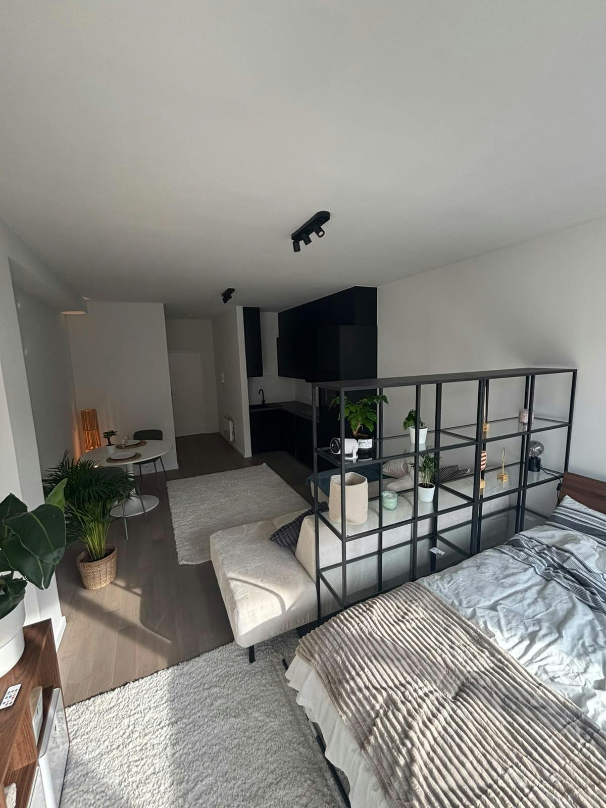 Studio para alugar por € 1.650 por mês em Antwerpen, Leopoldstraat