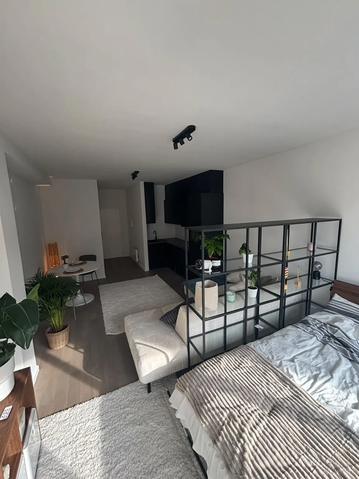 Leopoldstraat, Antwerpen preview