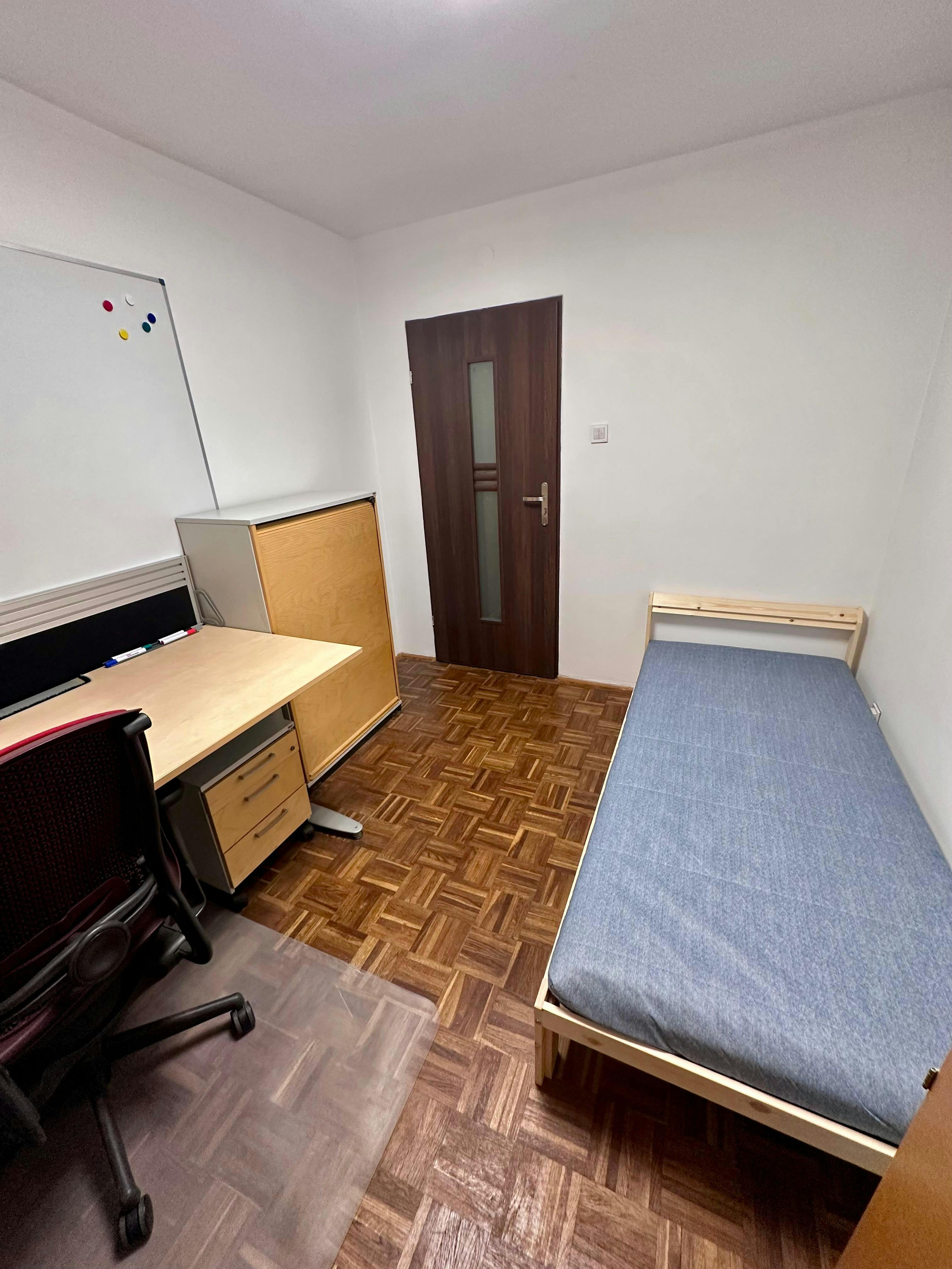 Privat rum att hyra för 1 752 PLN i månaden i Warsaw, Targowa