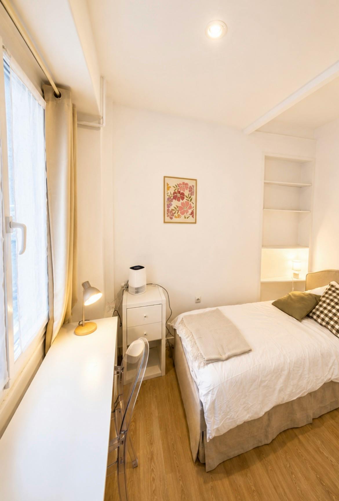 Private room in Rue des Saussaies, Paris (1743173) room image 5
