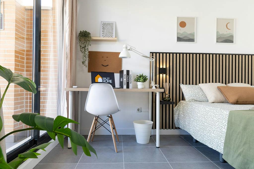 Private room for rent for €410 per month in Toledo, Calle Cristo de la Luz