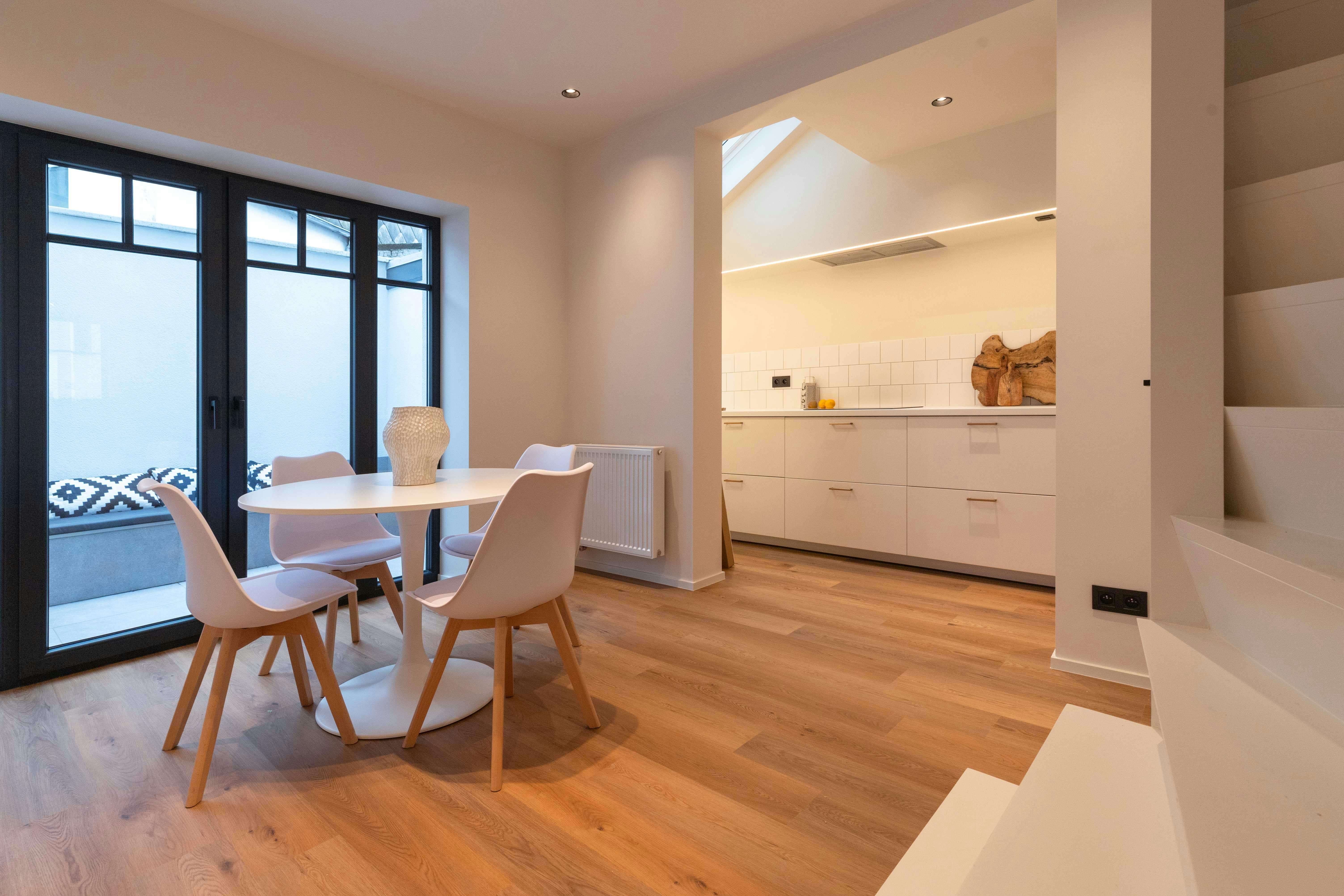 House for rent for €2,950 per month in Tervuren, Hofkensstraat
