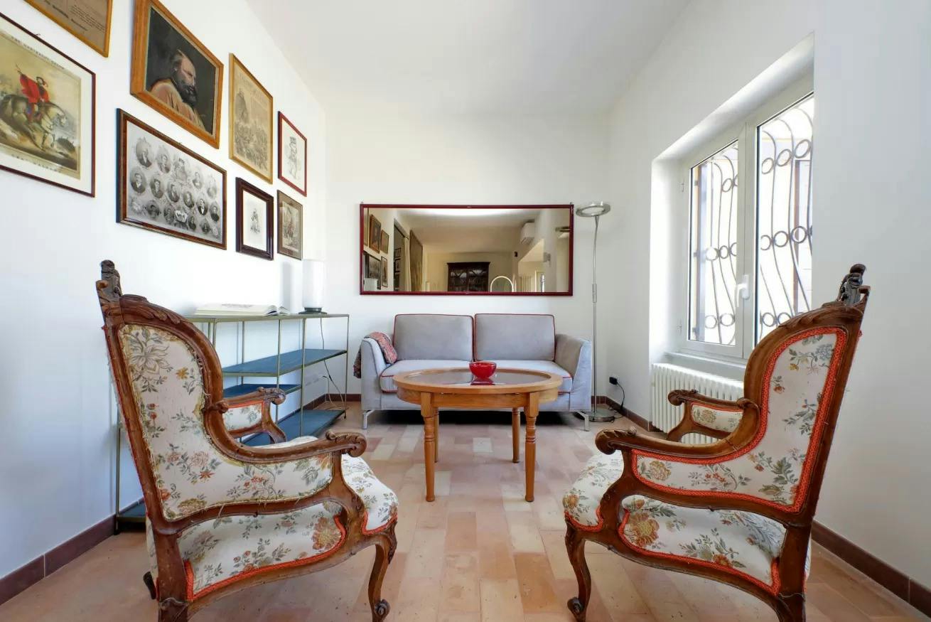 Via Palermo, Rome preview
