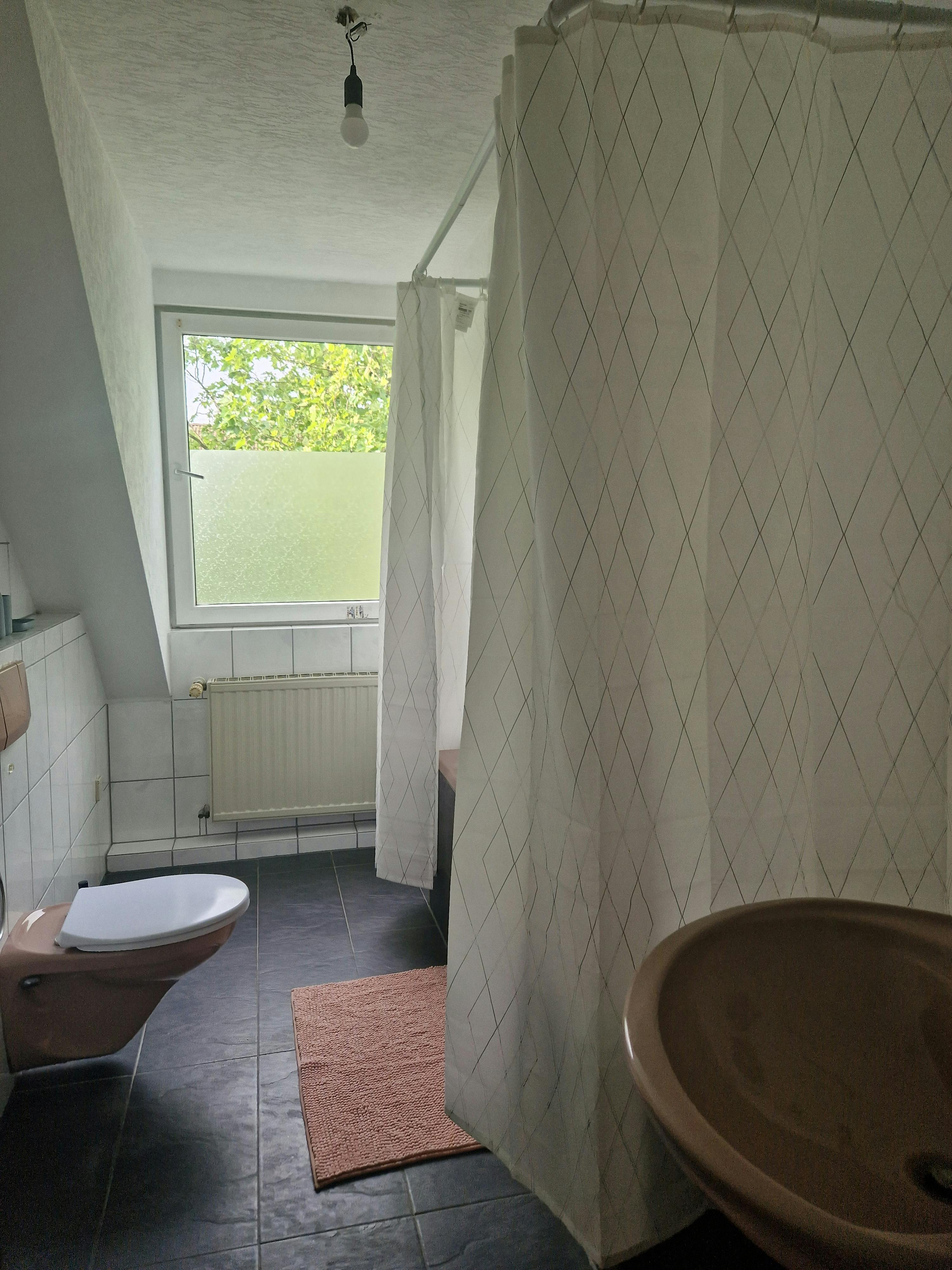 Apartment for rent for €3,999 per month in Köln, Rösrather Straße