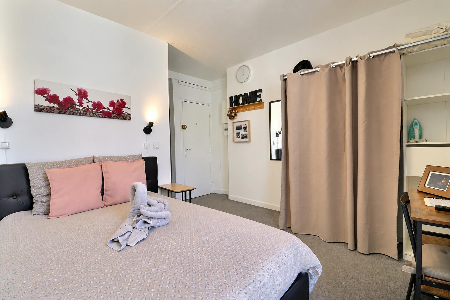 1-Bedroom Apartment in Rue Sauffroy, Paris (1743430) room image 2