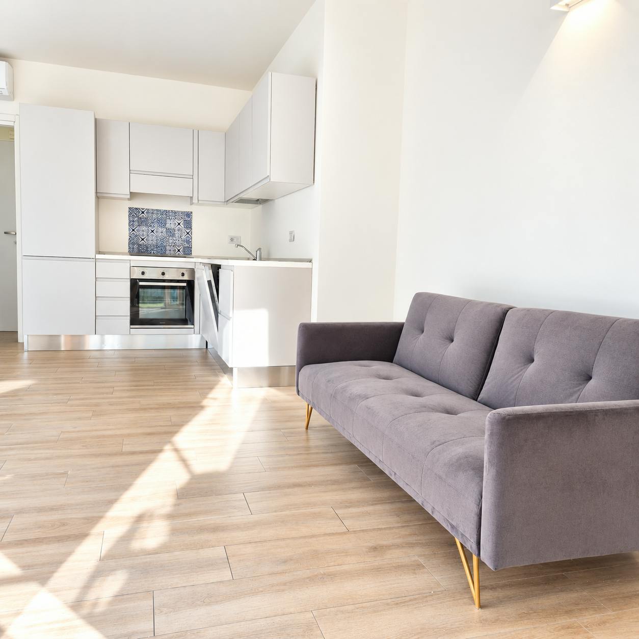 1-Bedroom Apartment in Via Luigi Mercantini, Milan (1743477) room image 2