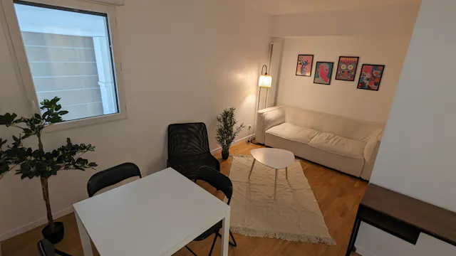 Private room in Avenue Sisley, Suresnes (1743479) room image 2