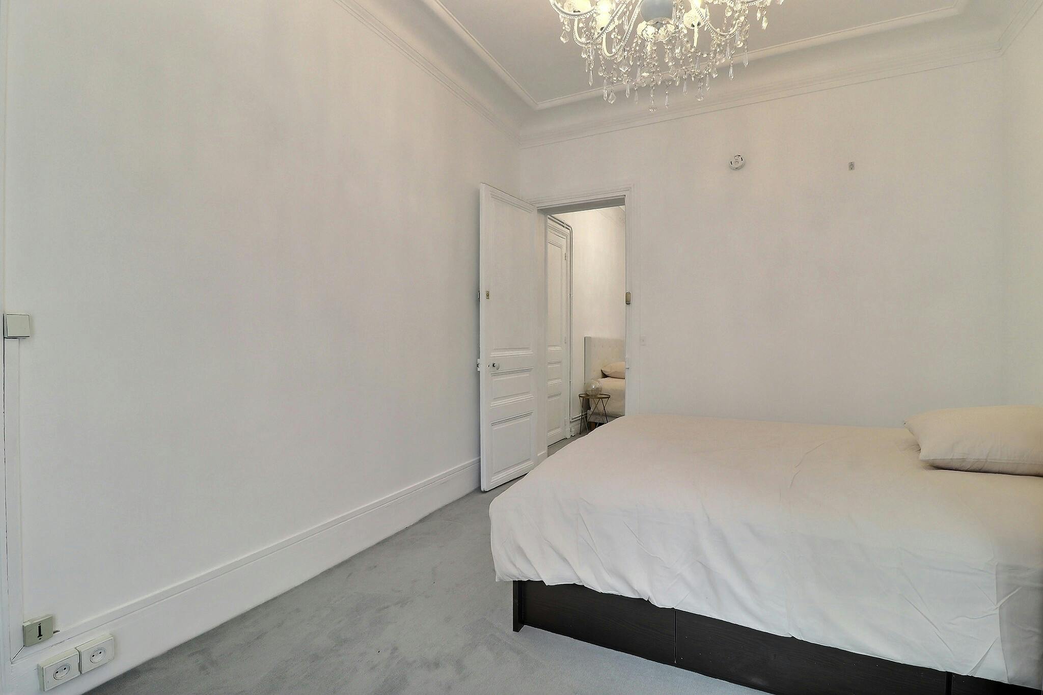 1-Bedroom Apartment in Rue des Belles Feuilles, Paris (1743496) room image 10