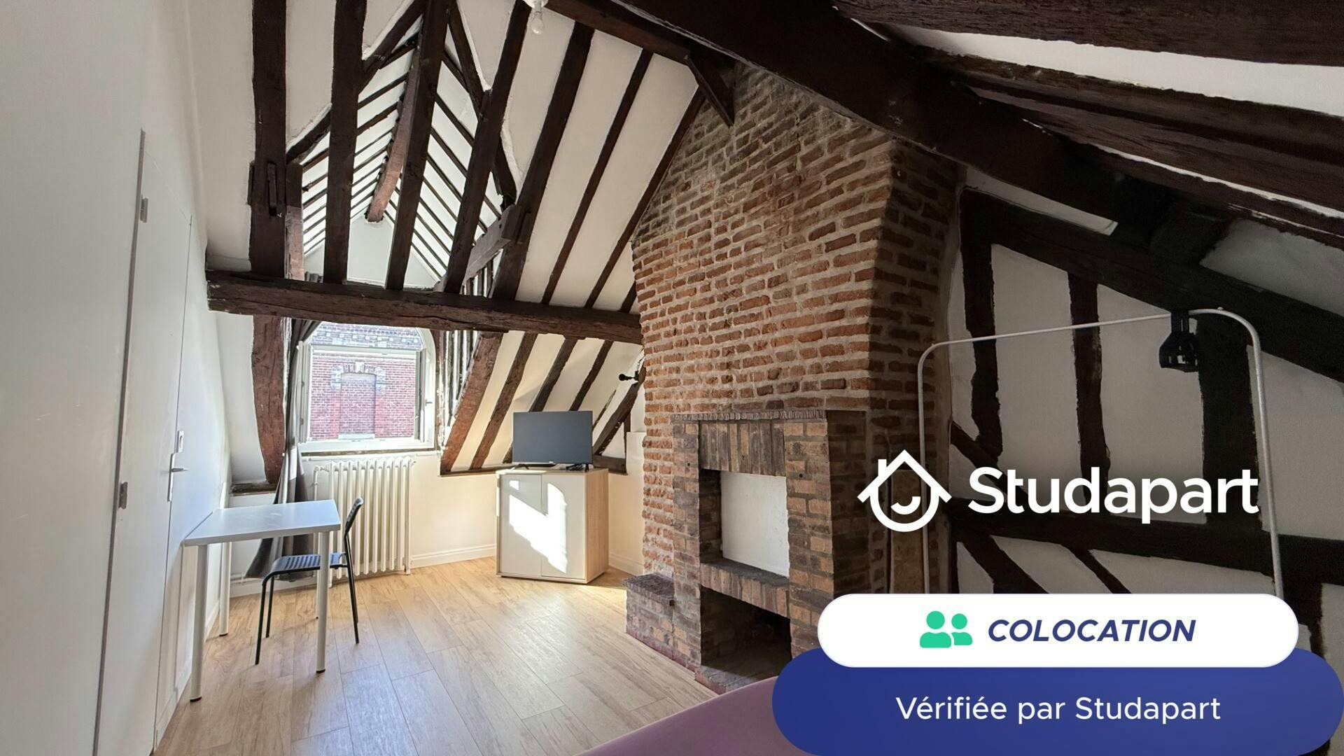 Private room for rent for €449 per month in Rouen, Rue d'Elbeuf