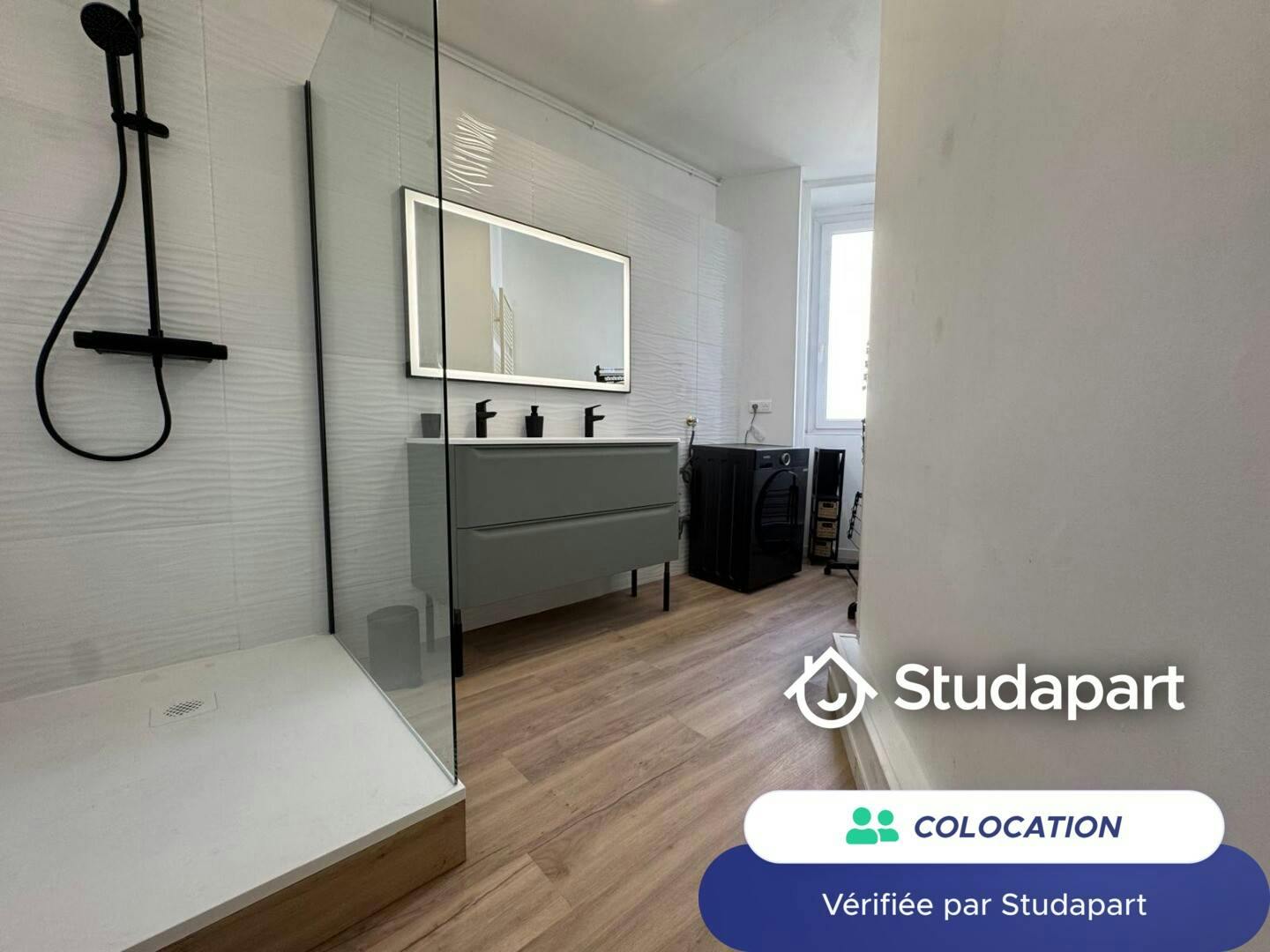 Private room for rent on Boulevard Victor Hugo, Nantes