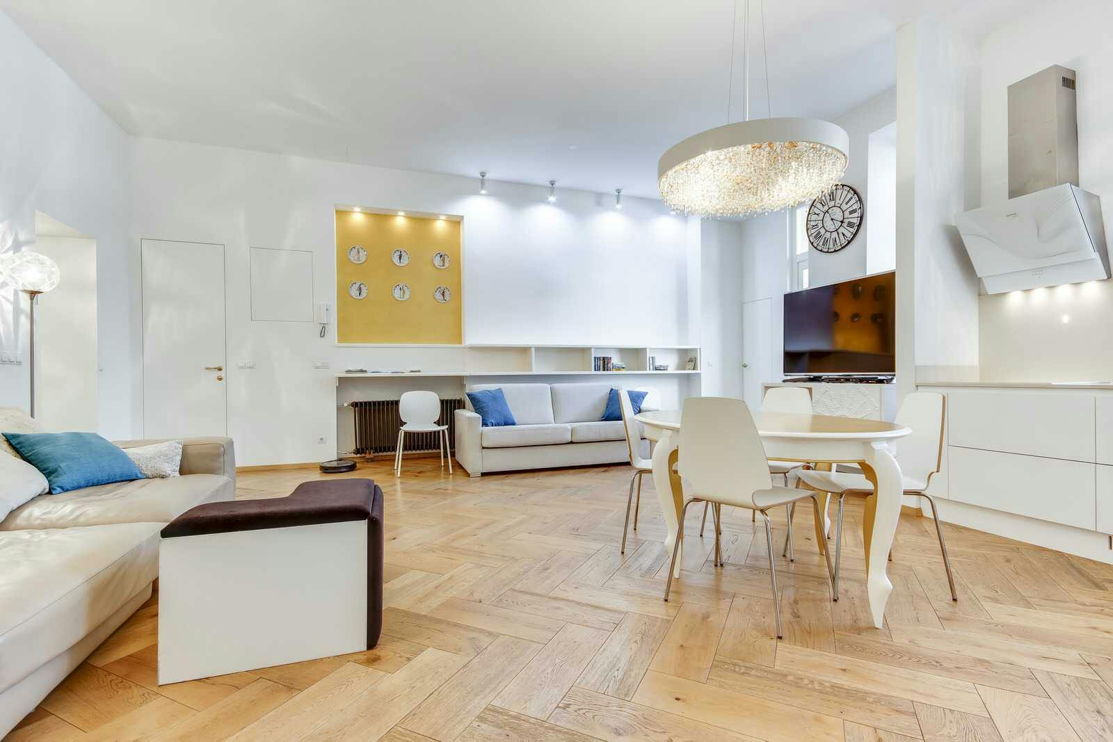 Wohnung zu mieten für 2.700 € pro Monat in Ljubljana, Beethovnova ulica