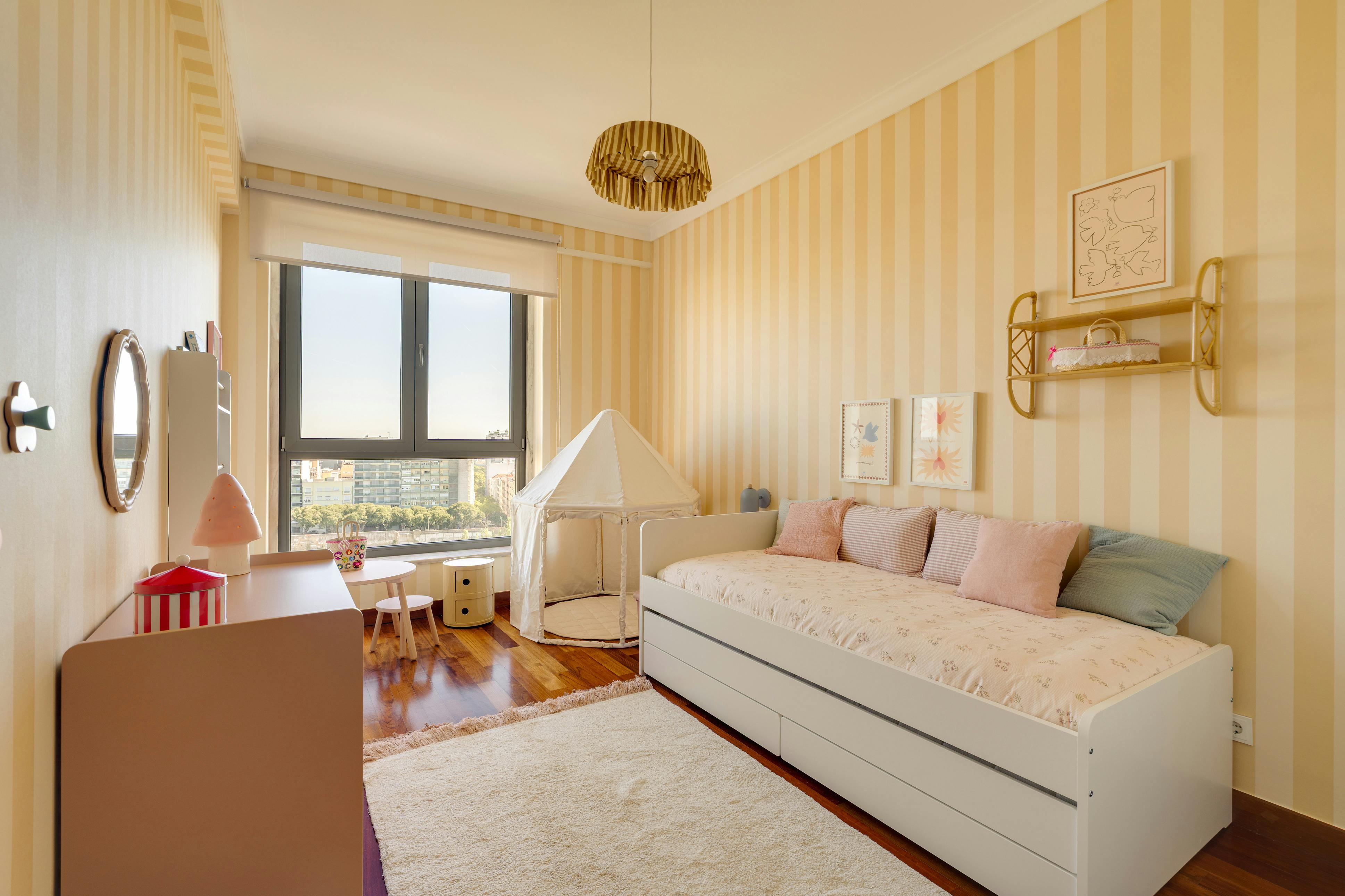 3-Bedroom Apartment in Avenida Conselheiro Fernando de Sousa, Lisbon (1743603) ROOM 3