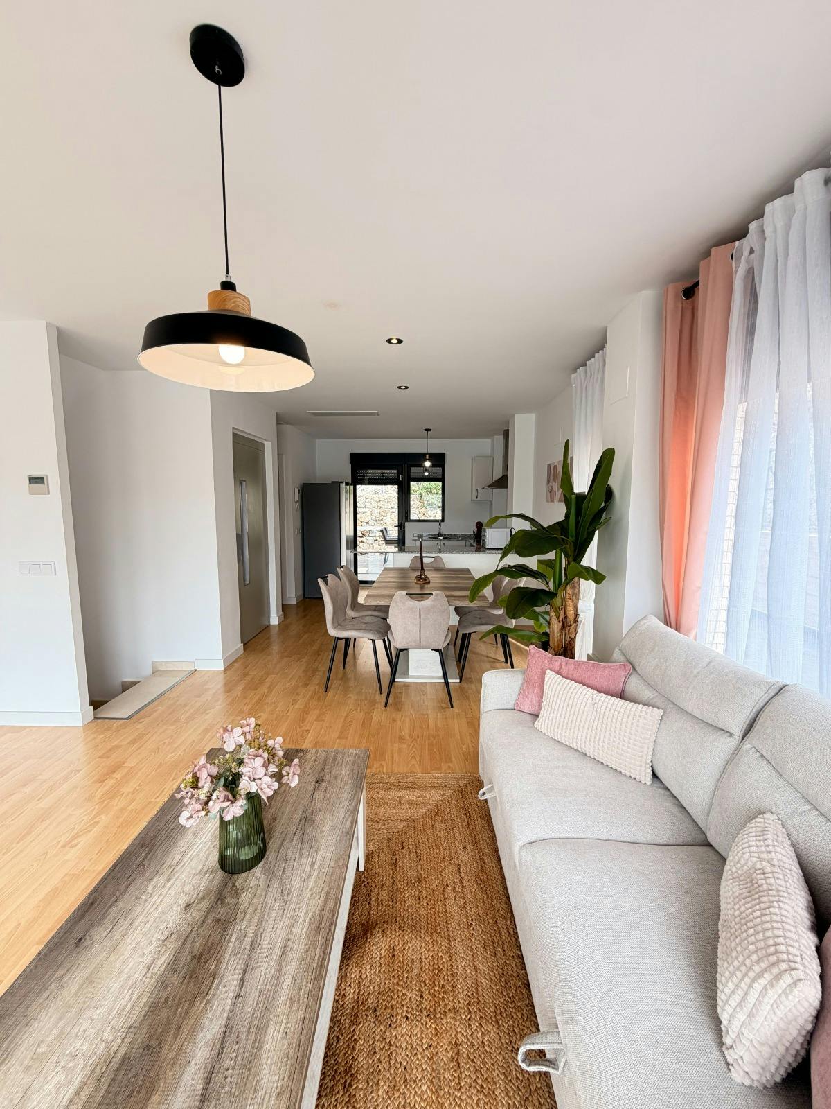 Casa in affitto a 2000 € al mese a Faro de Cullera, Calle de la Serra Mariola