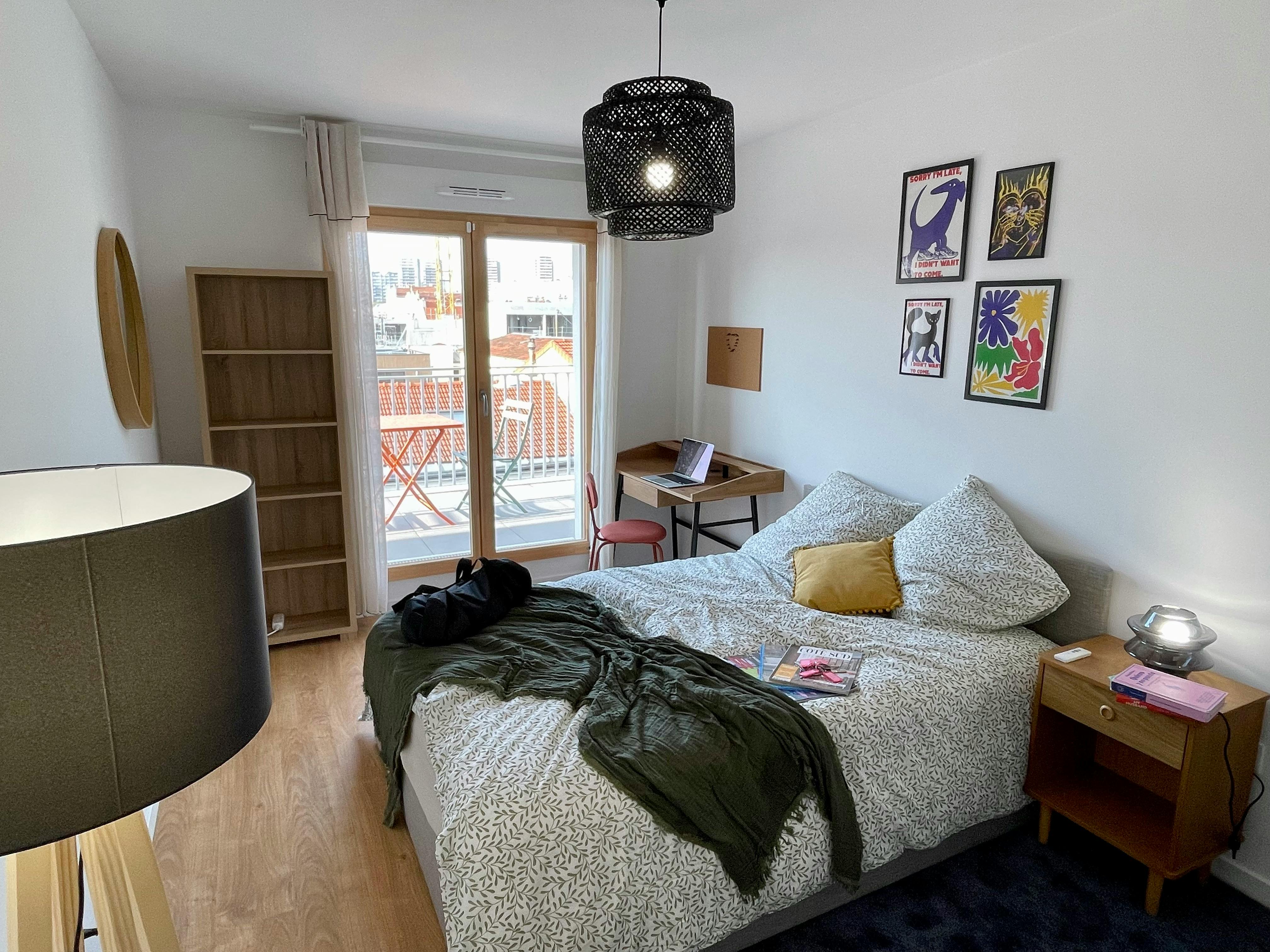 Private room in Rue de Paris, Montreuil (1743672) room image 1