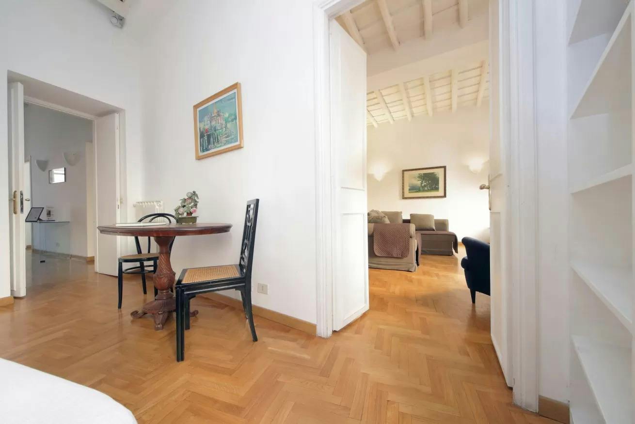 3-Bedroom Apartment in Via di Sant'Andrea delle Fratte, Rome (1743742) ROOM 4