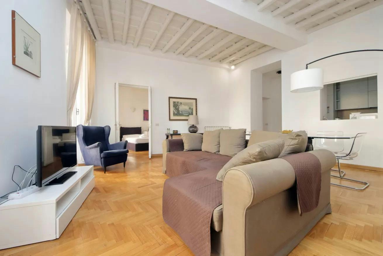 3-Bedroom Apartment in Via di Sant'Andrea delle Fratte, Rome (1743742) ROOM 1