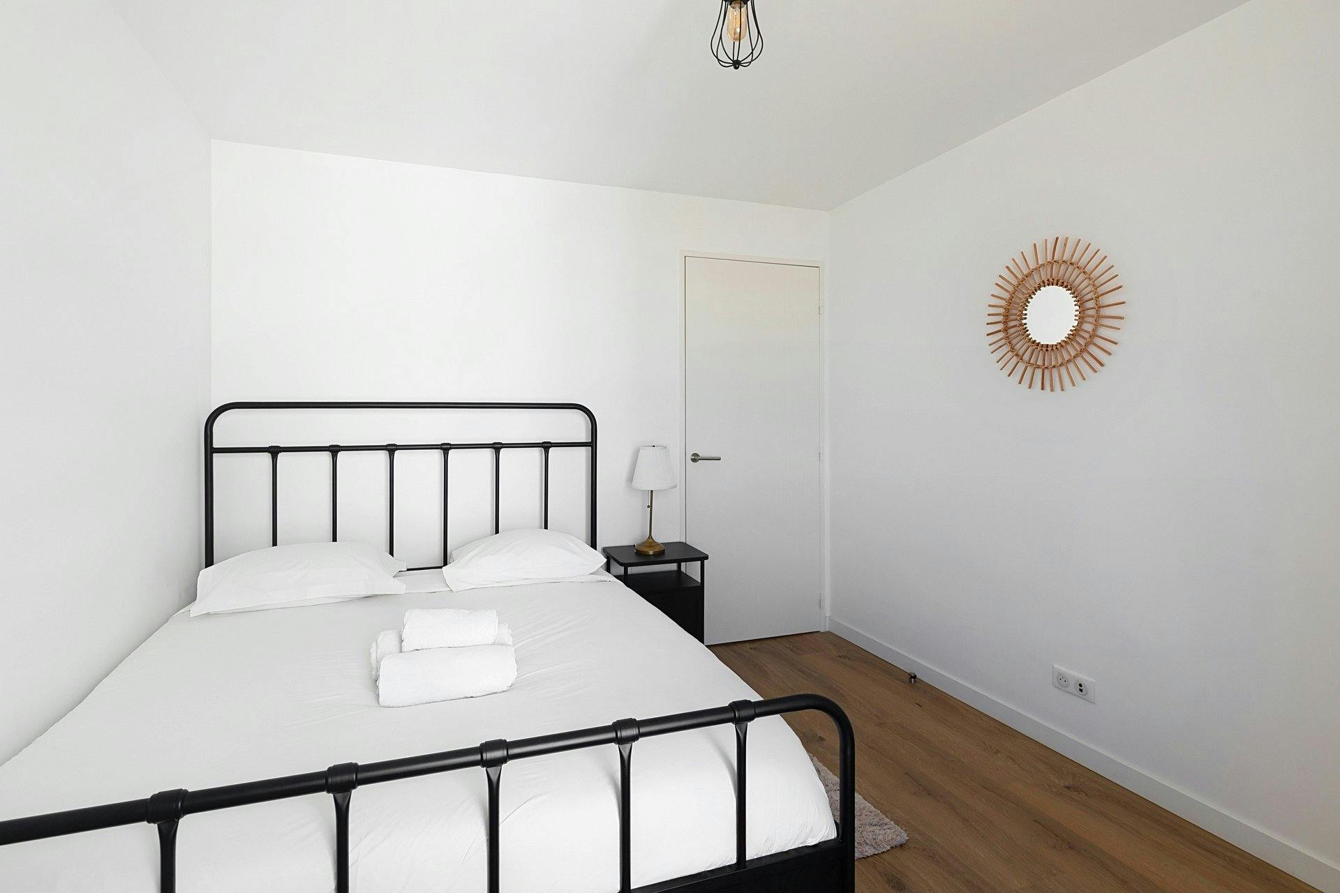 2-Bedroom Apartment in Rue Henri Sainte-Claire Deville, Rueil-Malmaison (1743759) ROOM 1