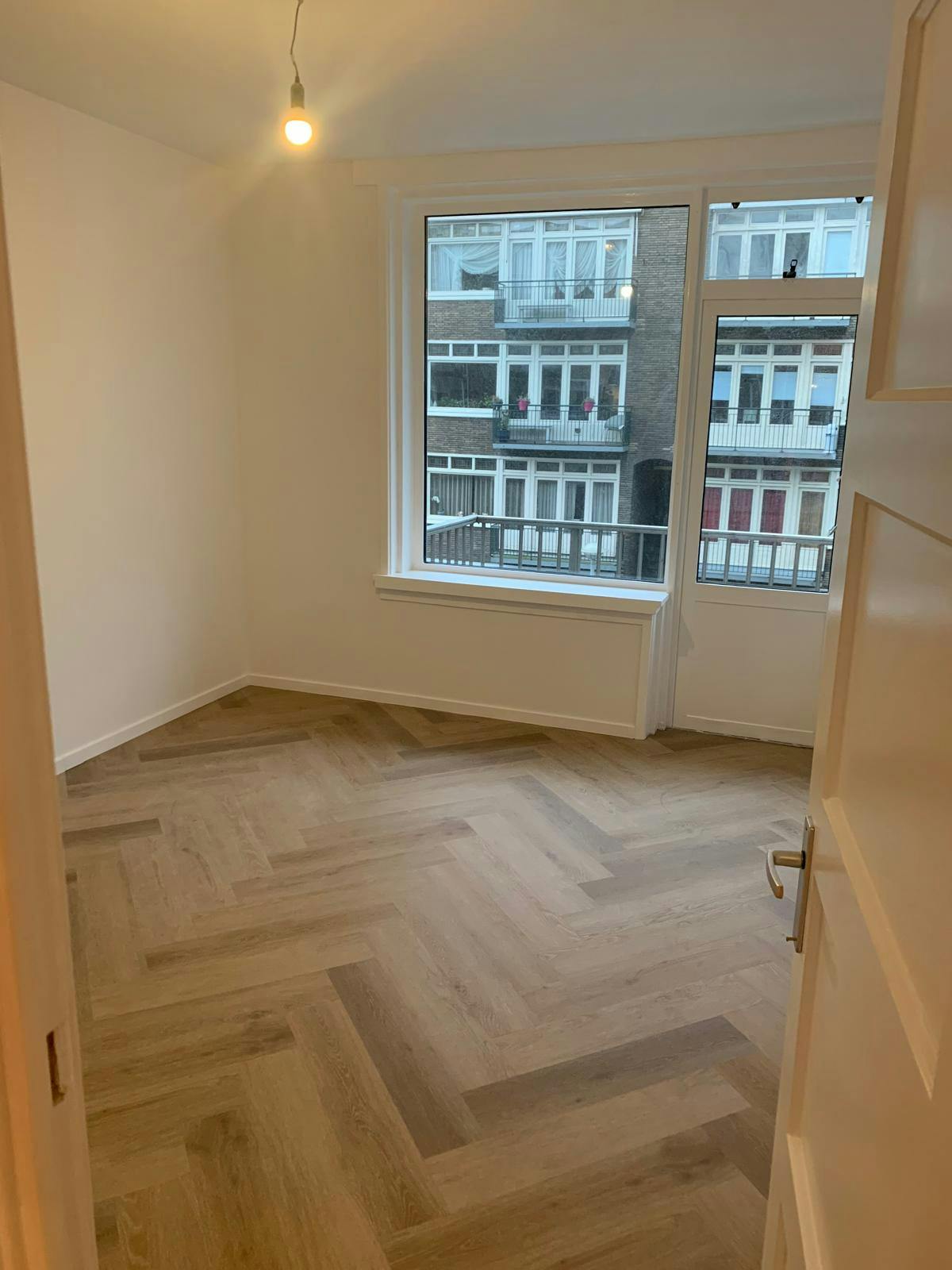 Privat rum att hyra för 1 450 € i månaden i Amsterdam, Esmoreitstraat