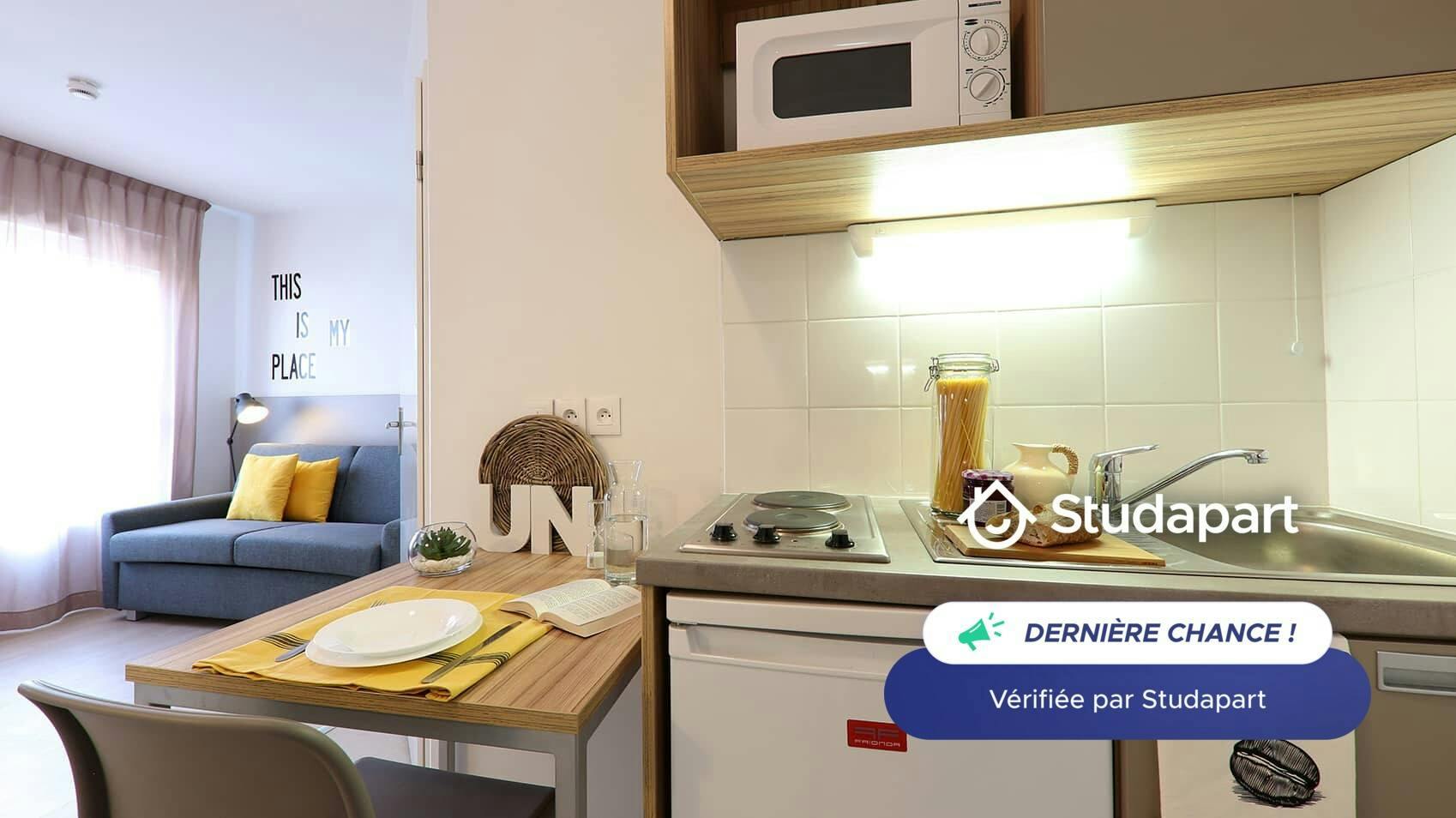 Appartement te huur voor € 691 per maand in Bordeaux, Cours Henri Brunet