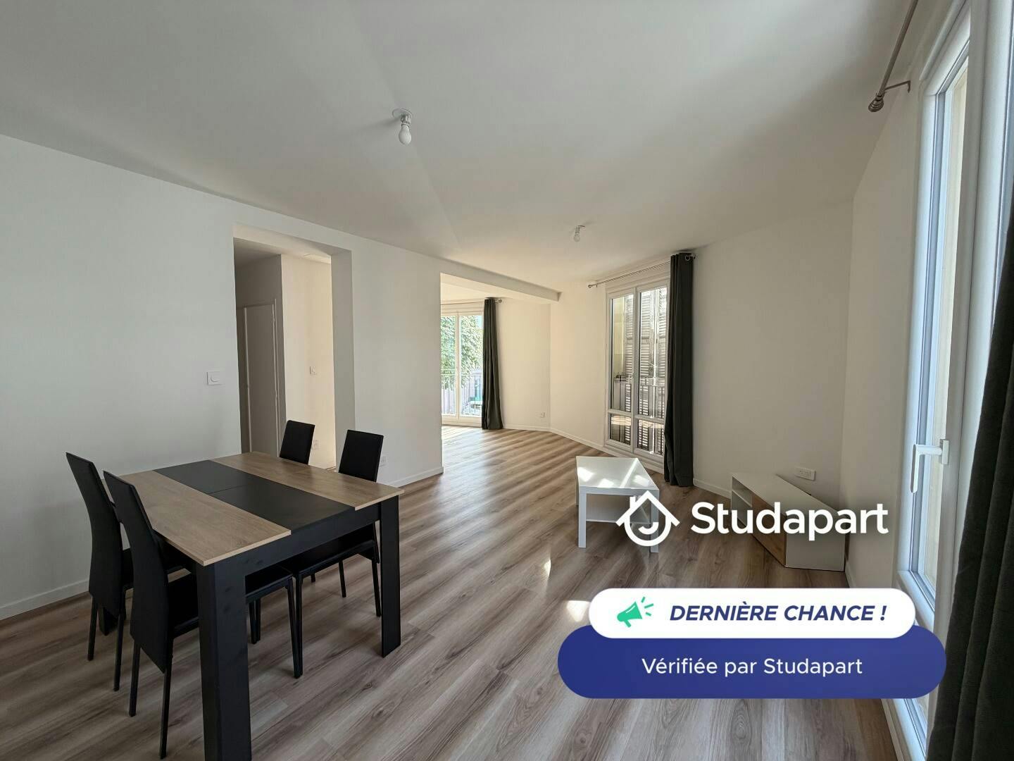Appartement te huur voor € 790 per maand in Tarbes, Rue Lordat