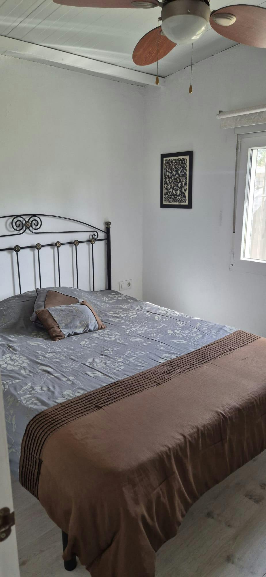 Privat rum att hyra för 650 € i månaden i Chiclana de la Frontera, Camino del Reno
