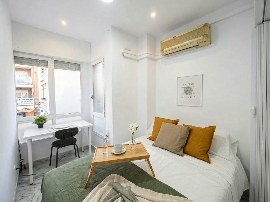 Calle del Padre Félix Flores, Guadalajara 1-Guadalajara-ROOM-1