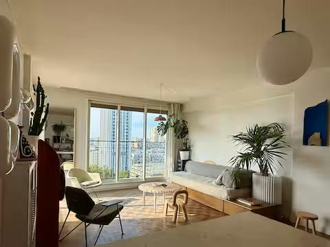 2-Bedroom Apartment in Quai de la Loire, Paris (1744223) ROOM 1