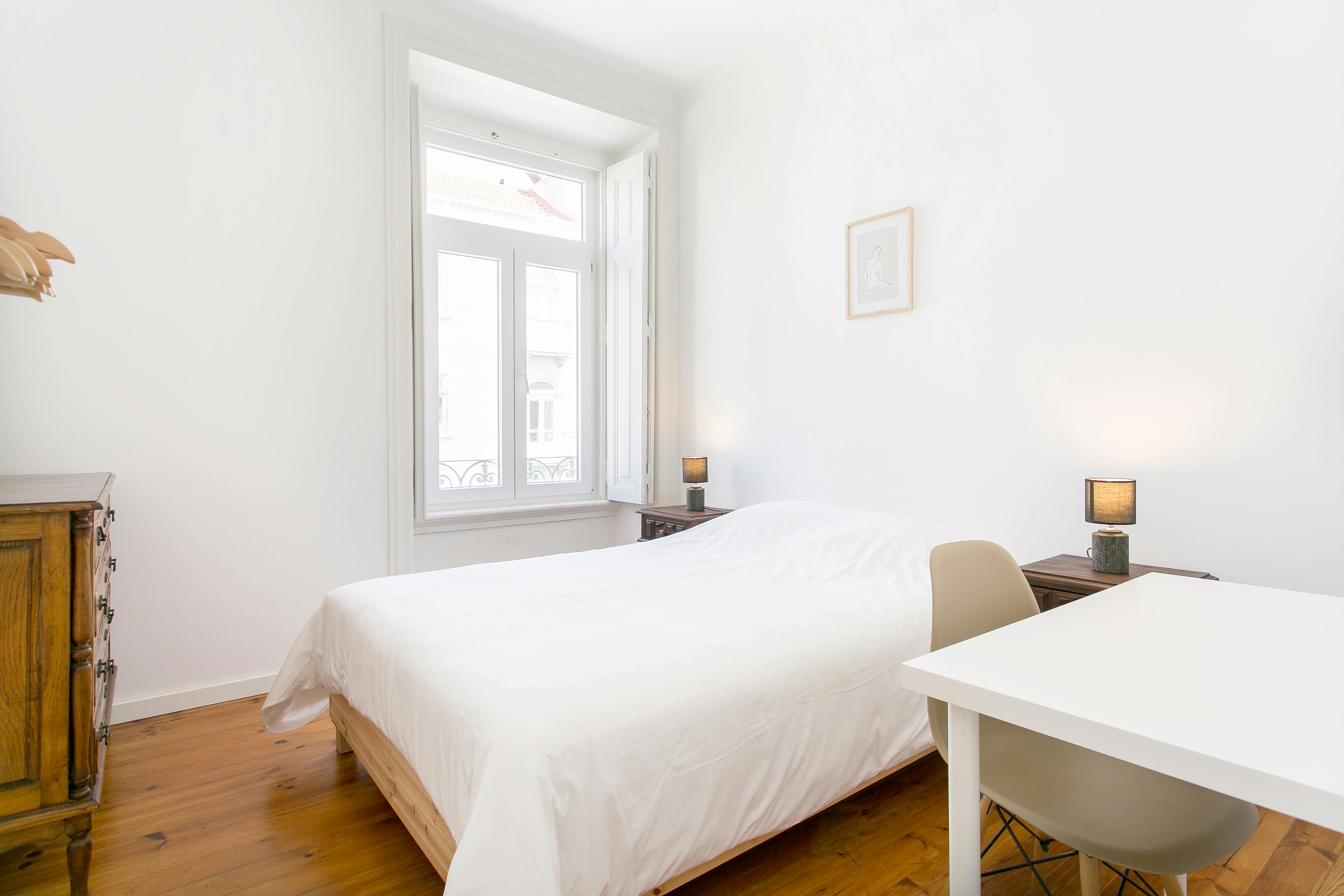 Private room in Avenida Almirante Reis, Lisbon (1744253) room image 1
