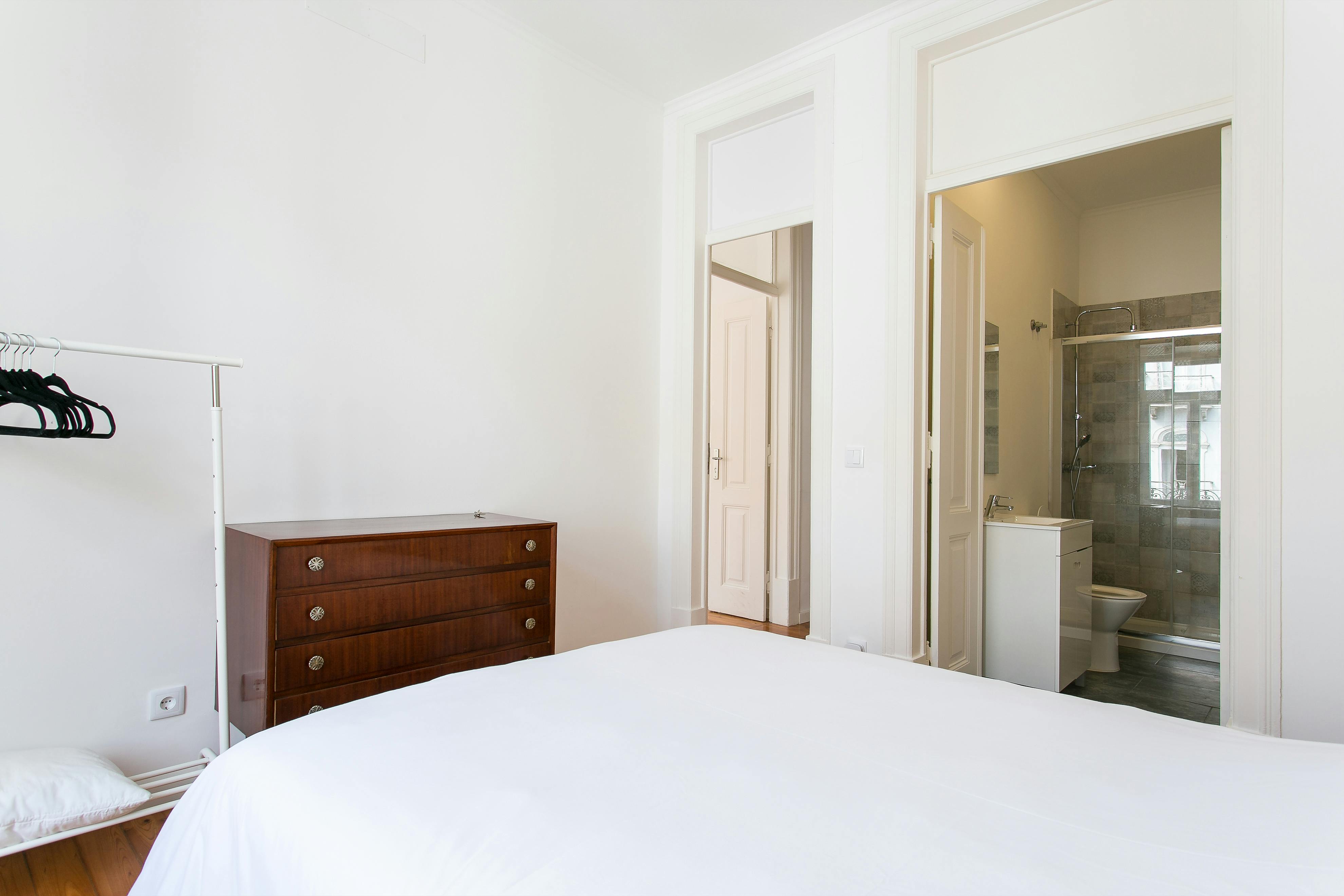 Private room in Avenida Almirante Reis, Lisbon (1744267) room image 2