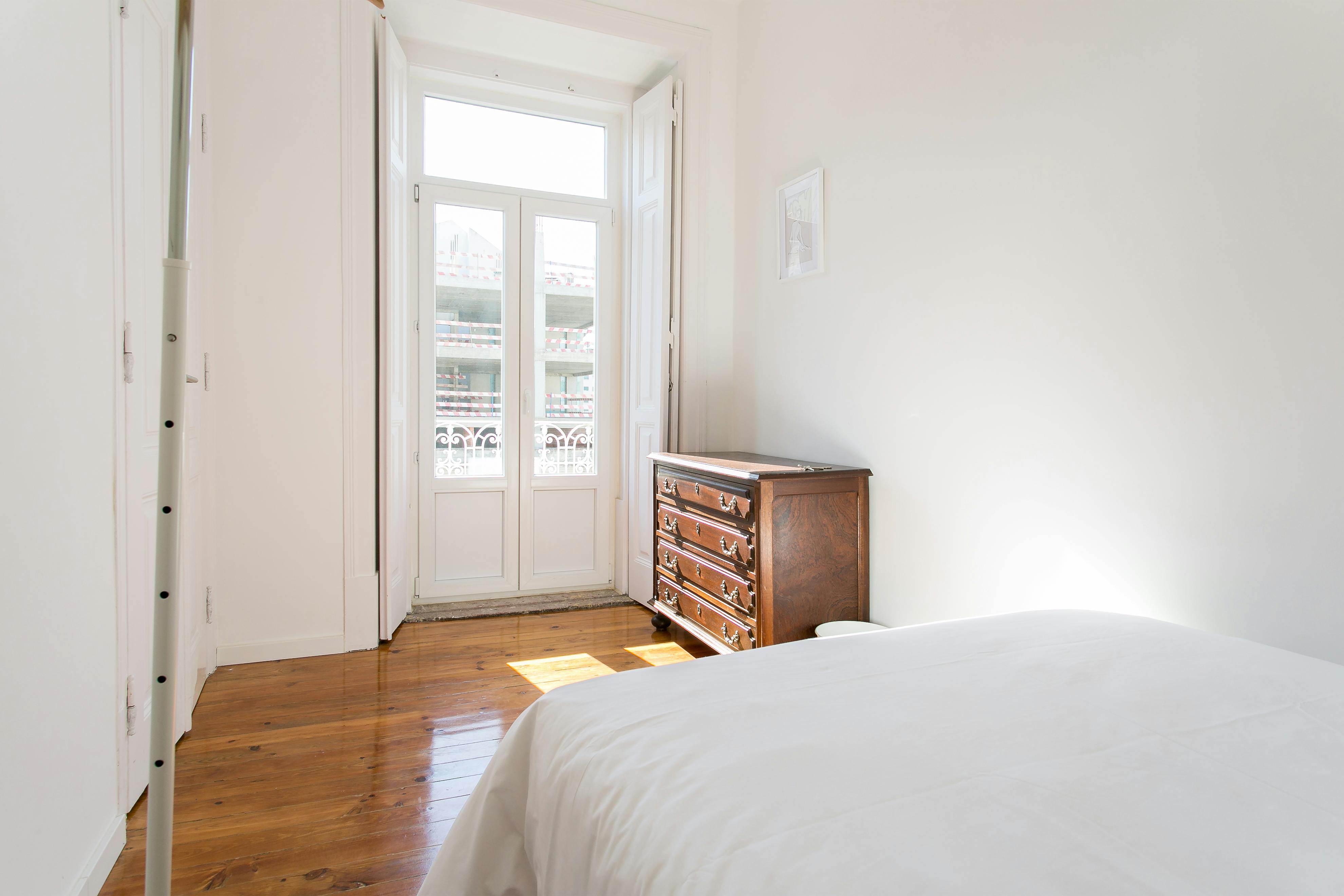 Private room in Avenida Almirante Reis, Lisbon (1744288) room image 2