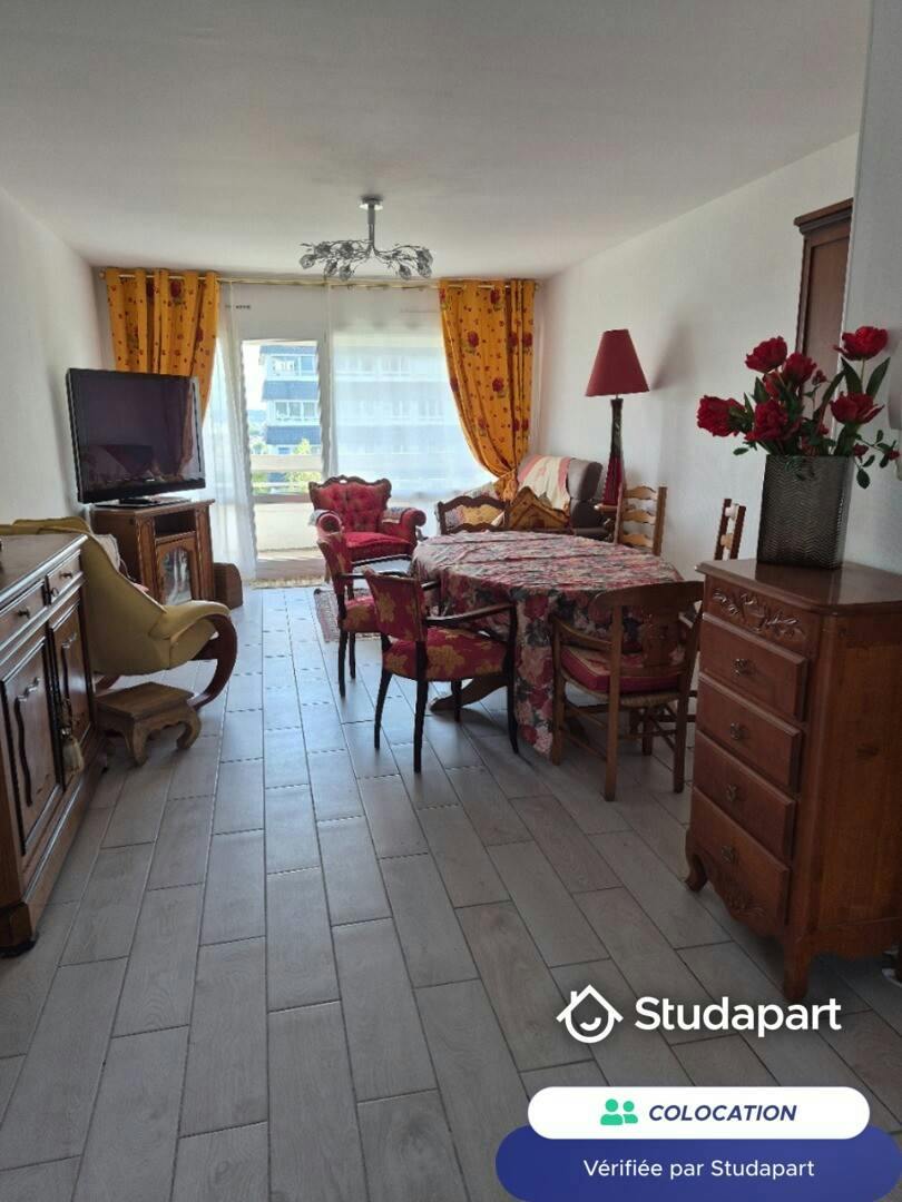 Cameră privată de închiriat pentru 550 EUR pe lună în Caen, Avenue Robert Schuman