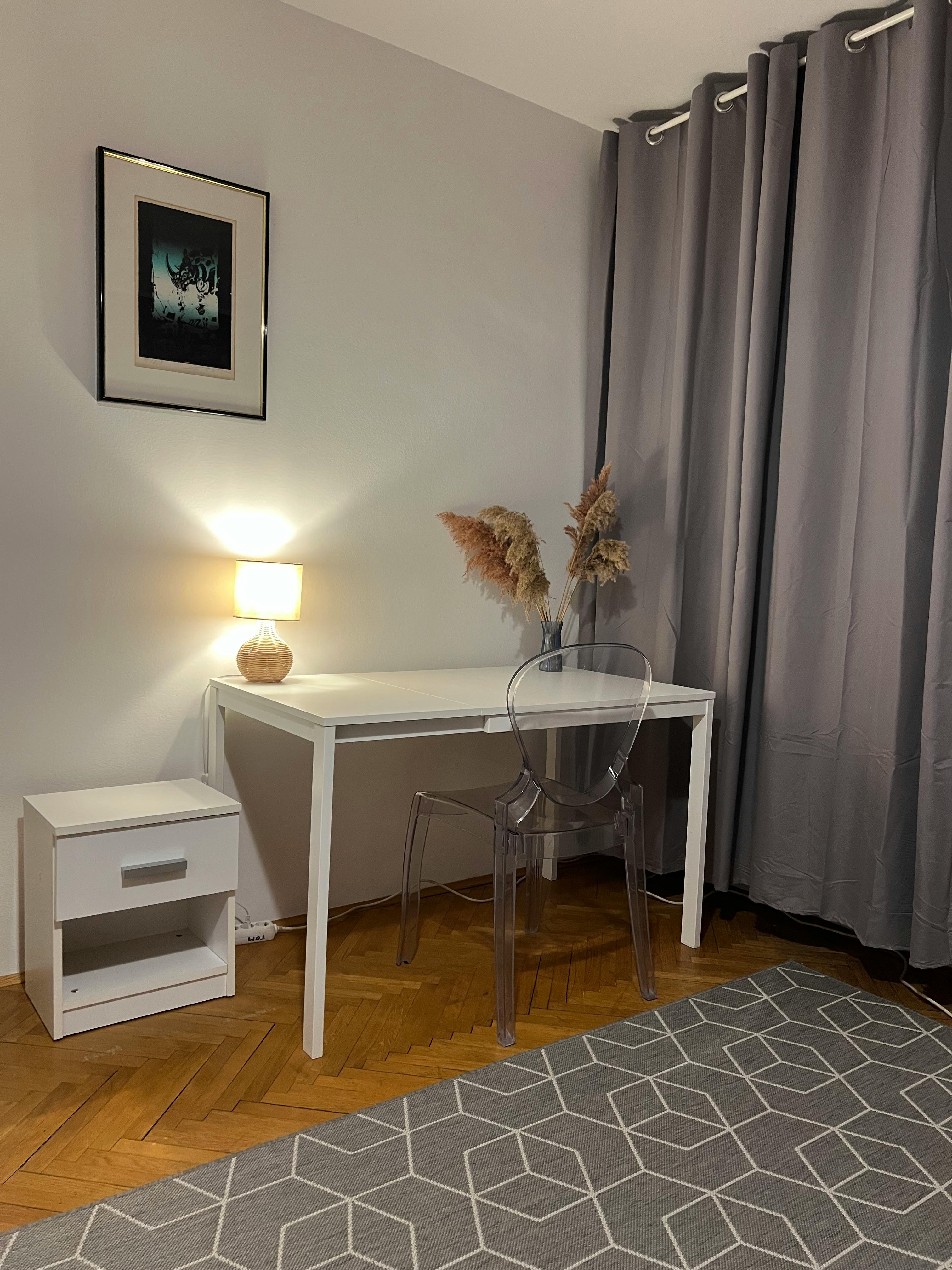 Private room for rent for €400 per month in Ljubljana, Ulica borcev za severno mejo
