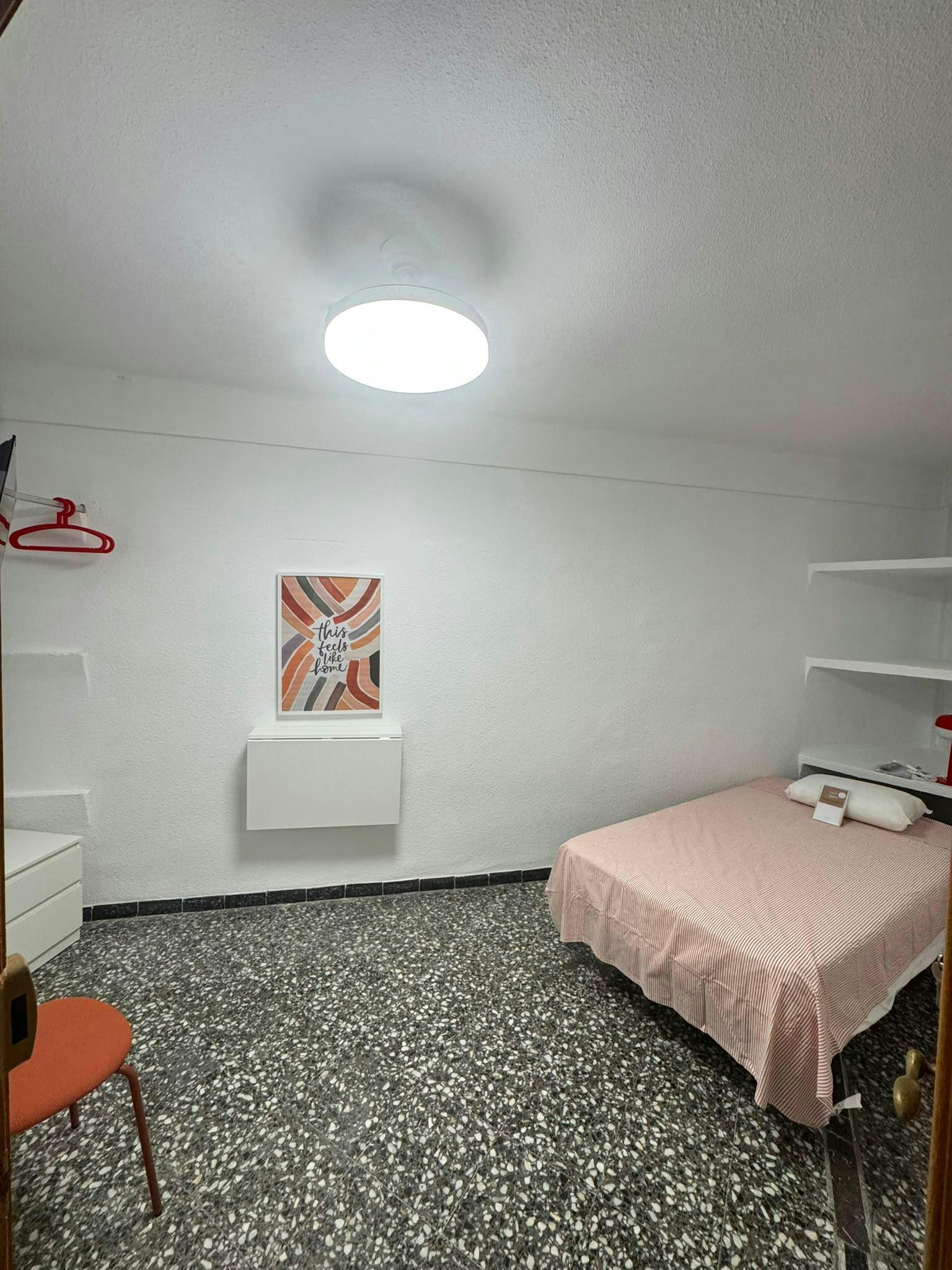 Private room in Calle de Rodrigo Caro, Alicante (1744633) ROOM 2