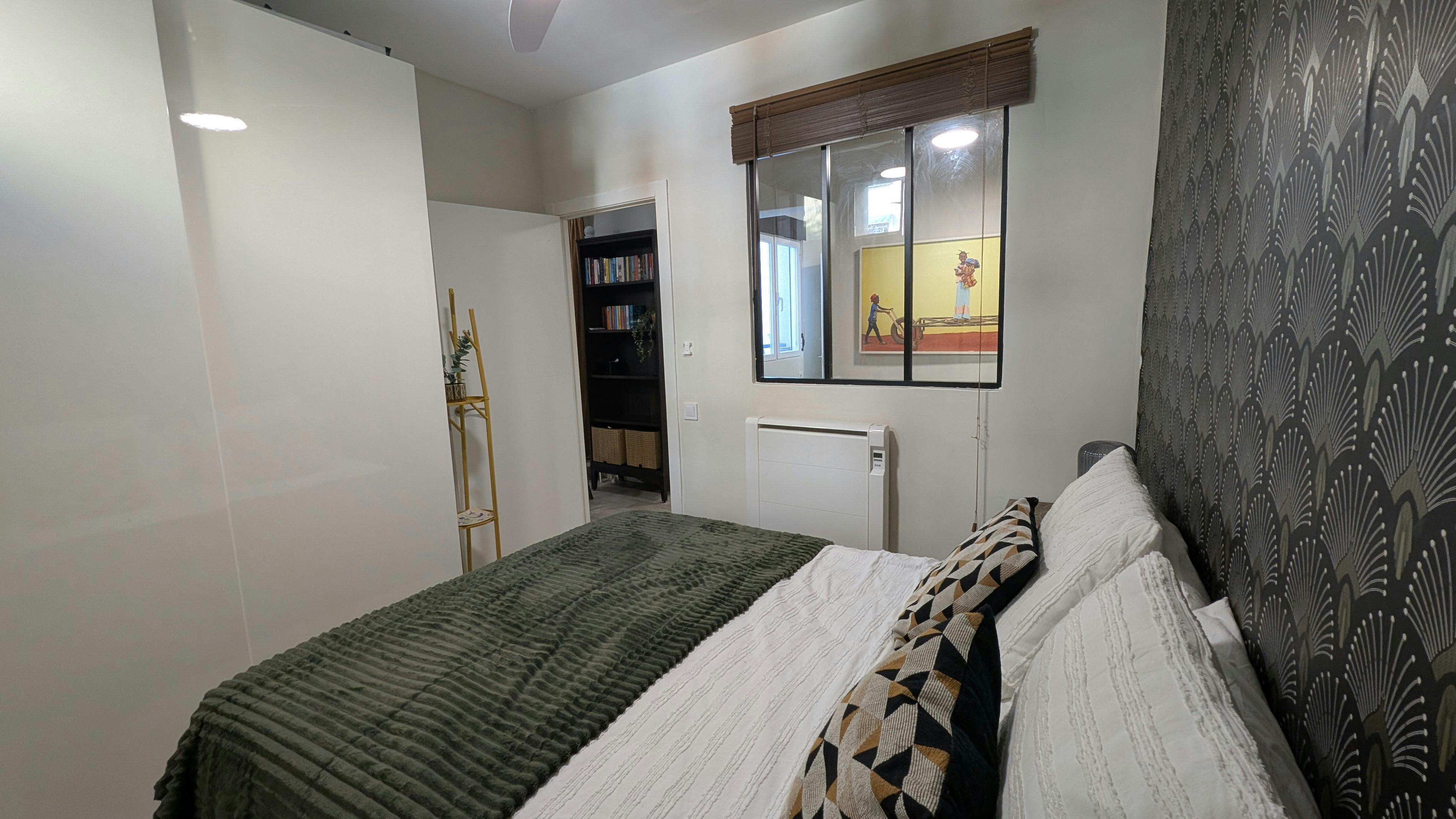 2-Bedroom Apartment in Calle del Mesón de Paredes, Madrid (1744648) ROOM 1