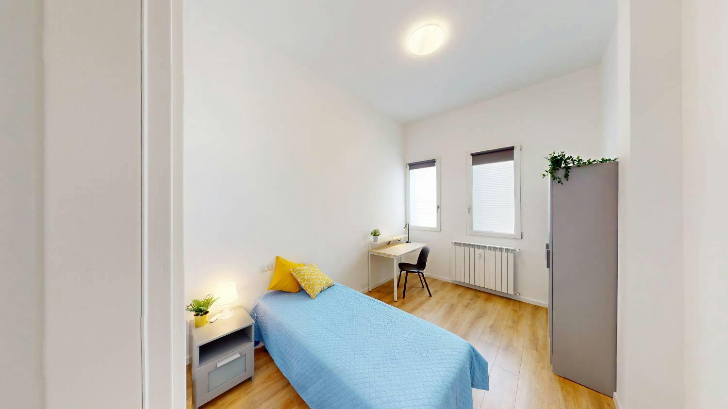 Private room in Via Stelvio, Turin (1744704) room image 1