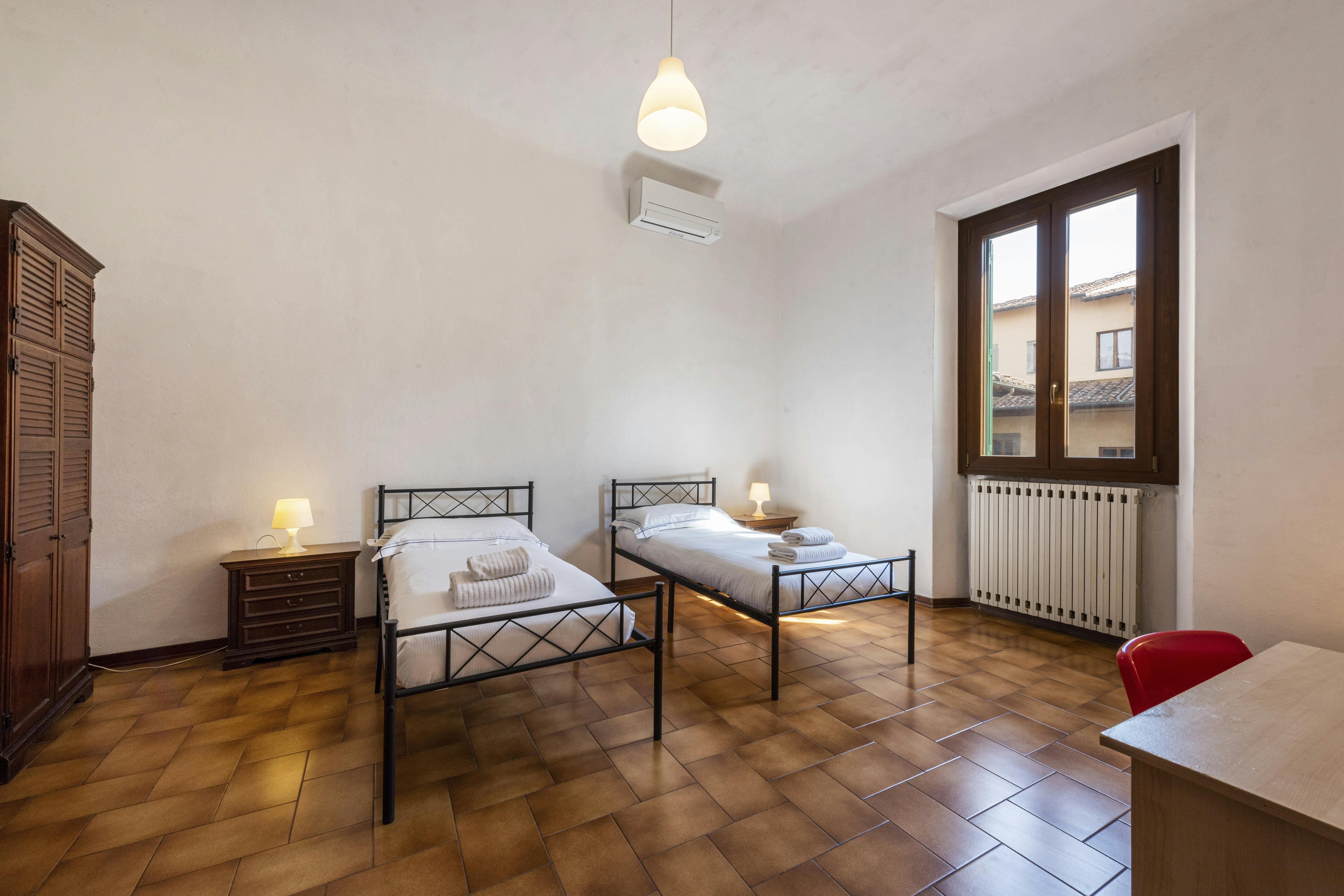 3-Bedroom Apartment in Borgo Tegolaio, Florence (1744735) ROOM