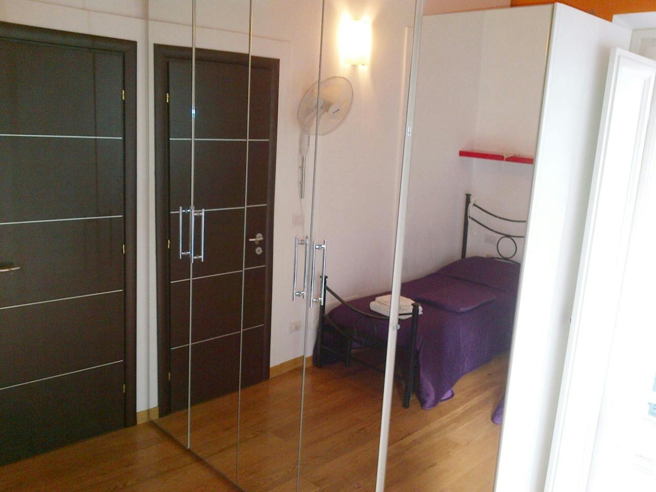 Shared room in Via Sant'Agostino, Florence (1744736) room image 8