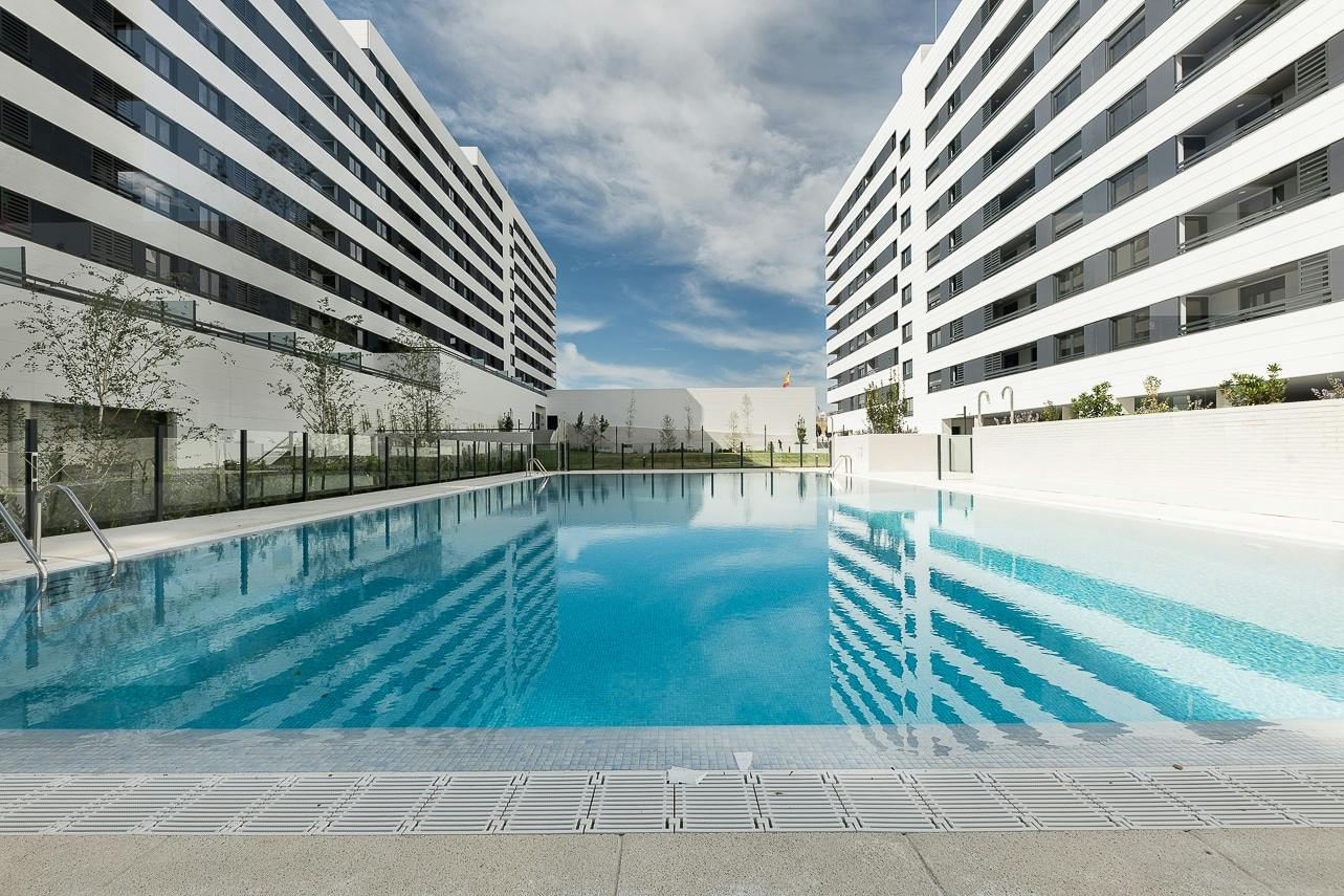 2-Bedroom Apartment in Avenida de José Antonio Corrales, Madrid (1744773) room image 10