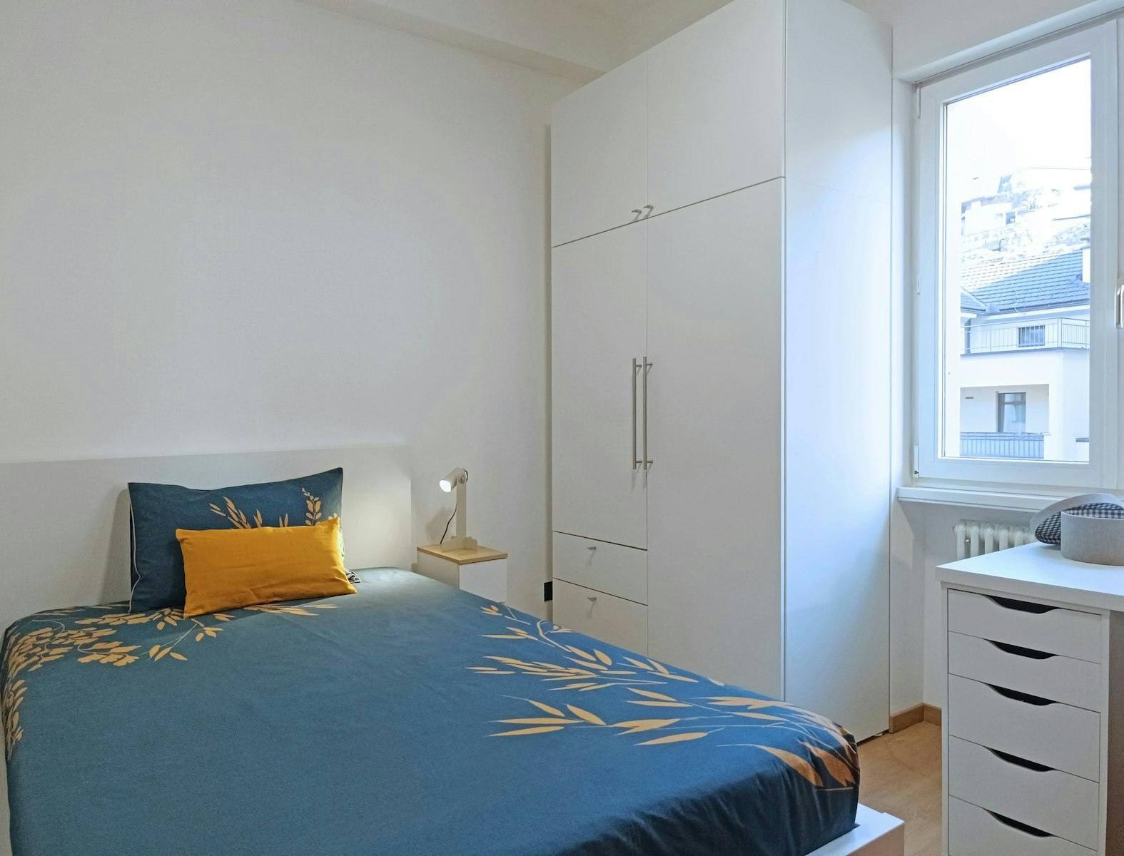 Private room in Via Giuseppe Grazioli, Trento (1744798) room image 2