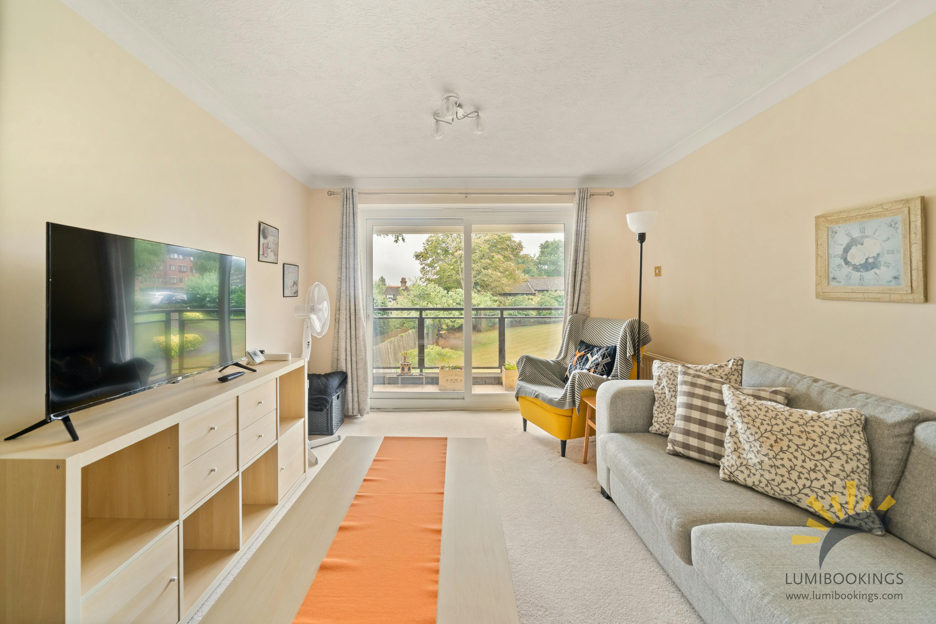 Apartamento en alquiler por 3550 GBP al mes en Bromley, Whitehaven Close