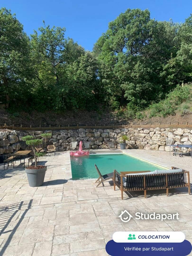 Cameră privată de închiriat pentru 600 EUR pe lună în Saint-Marc-Jaumegarde, Draille de la Prigonne