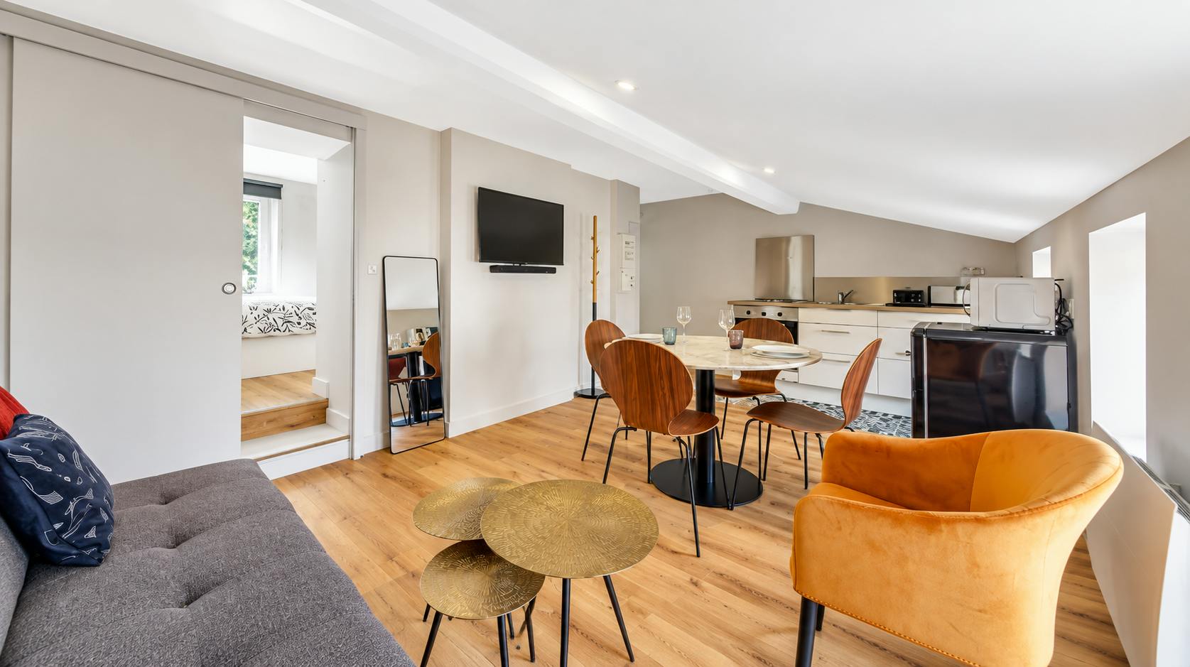 1-Bedroom Apartment in Rue Calas, Lyon (1744971) ROOM 3