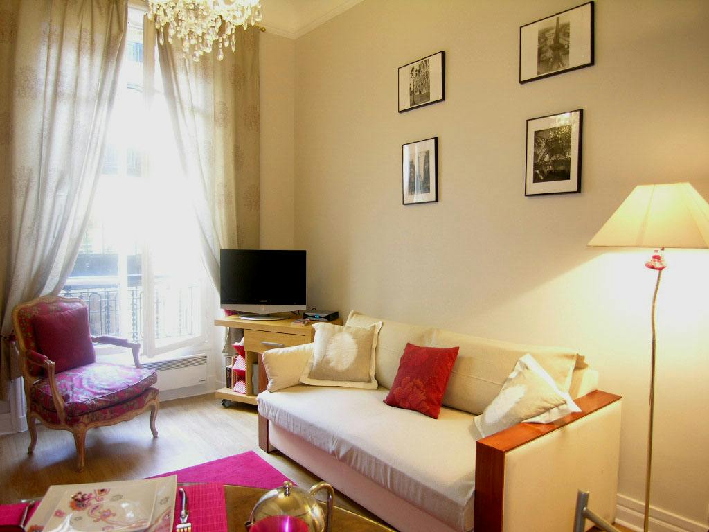1-Bedroom Apartment in Rue de Monceau, Paris (1744972) ROOM 1