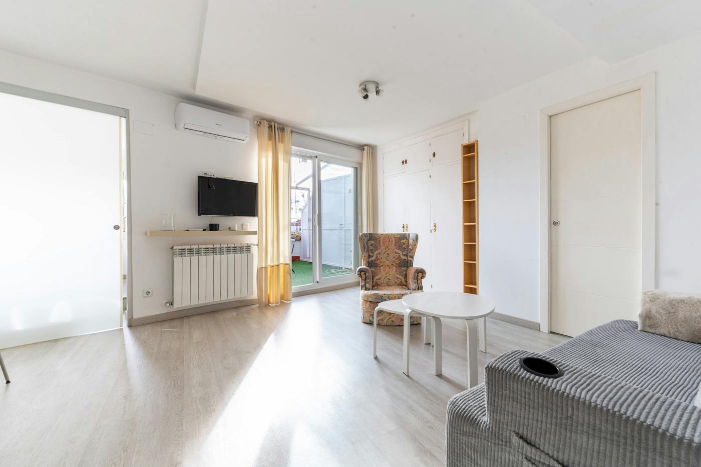 1-Bedroom Building in Calle del Cardenal Cisneros, Madrid (1744986) ROOM
