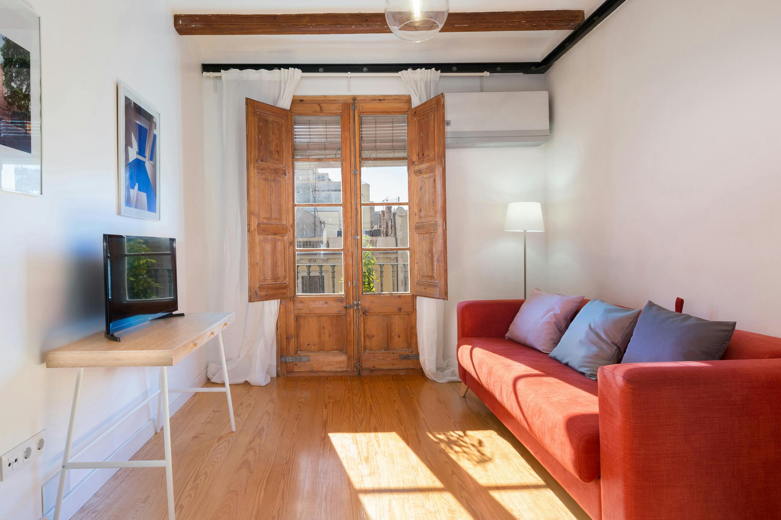 Lägenhet att hyra för 1 728 € i månaden i Barcelona, Carrer de Villarroel